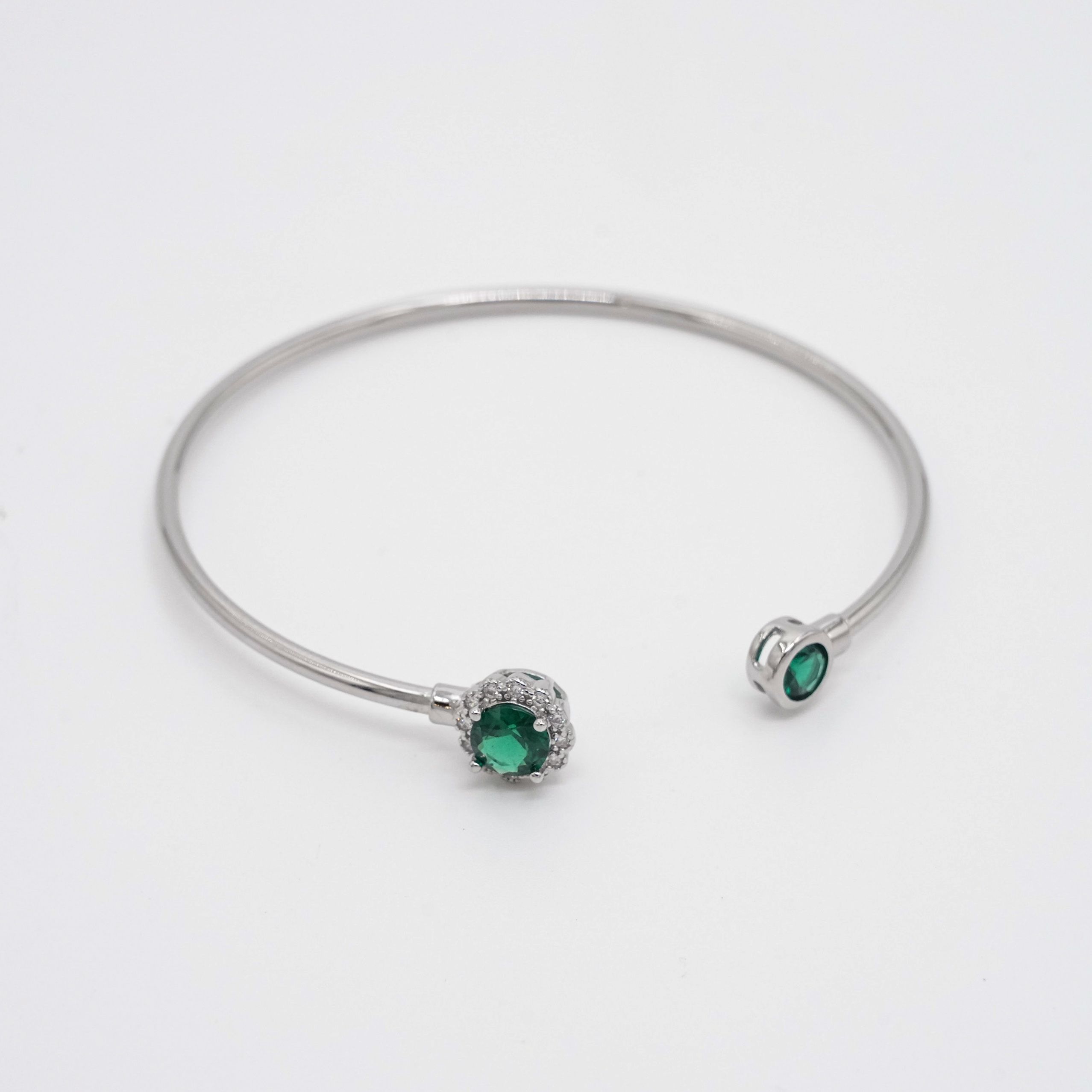 Arham Silver Palace - Emerald Silver Bracelet
