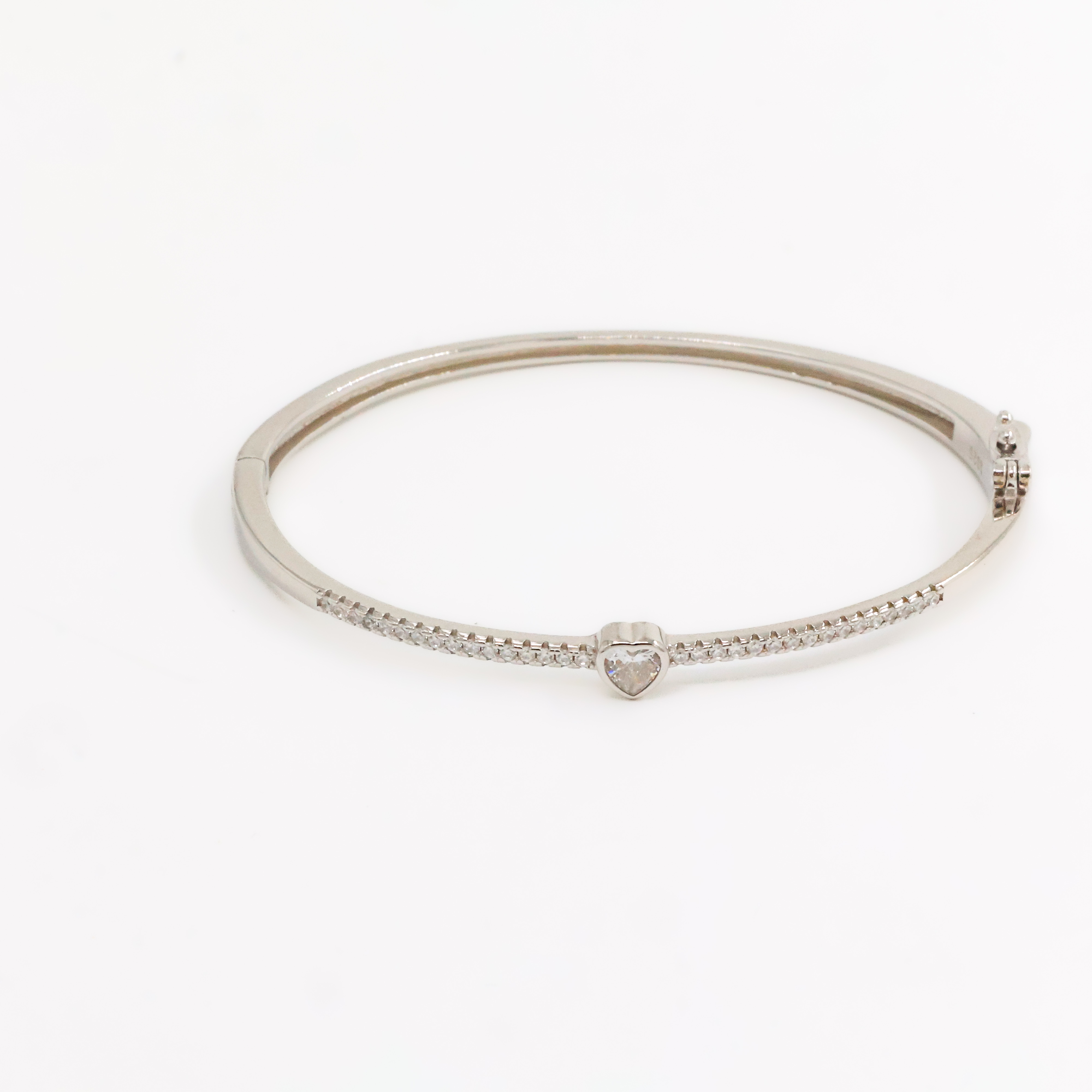 Arham Silver Palace - Silver Heart Bracelet