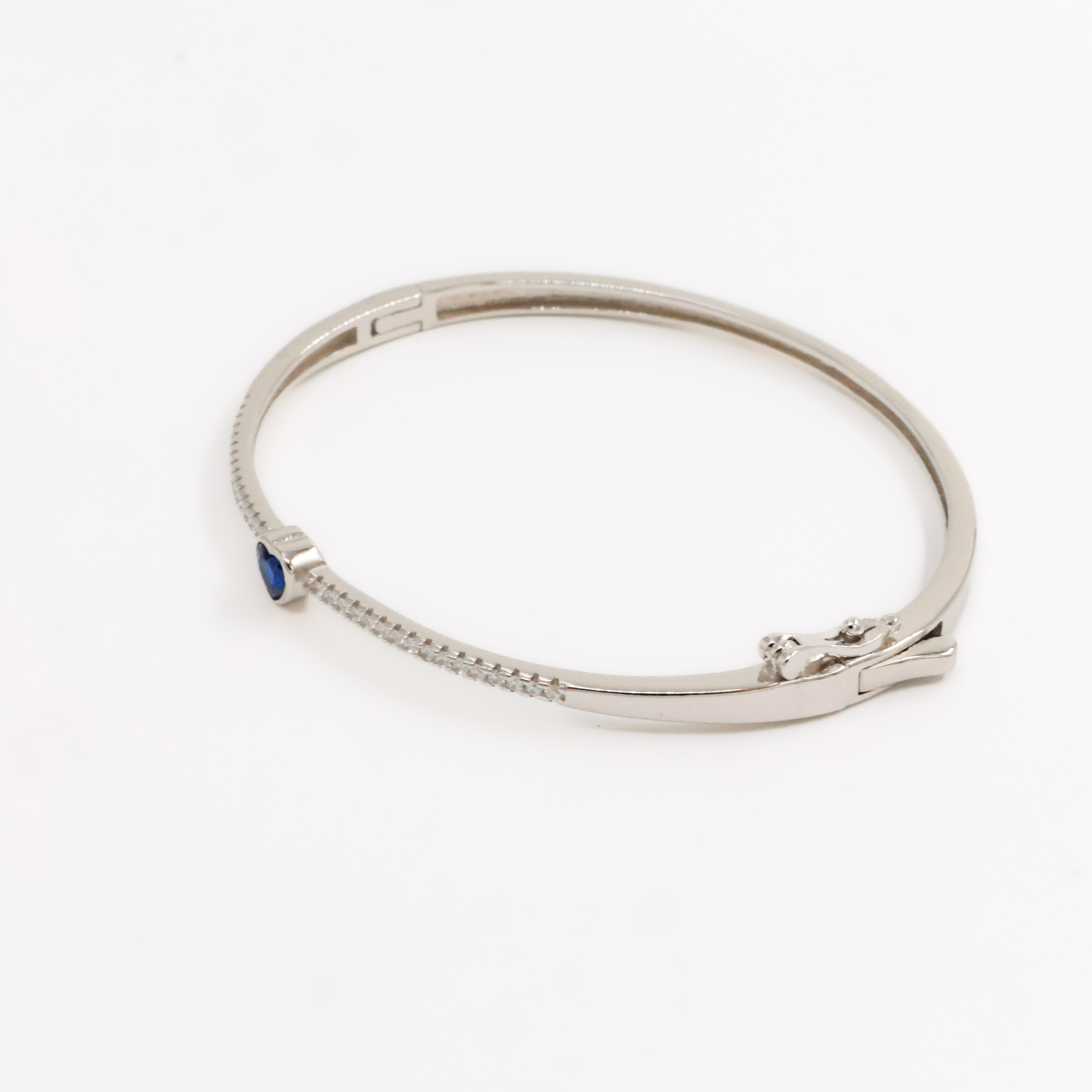 Arham Silver Palace - Silver Heart Bracelet