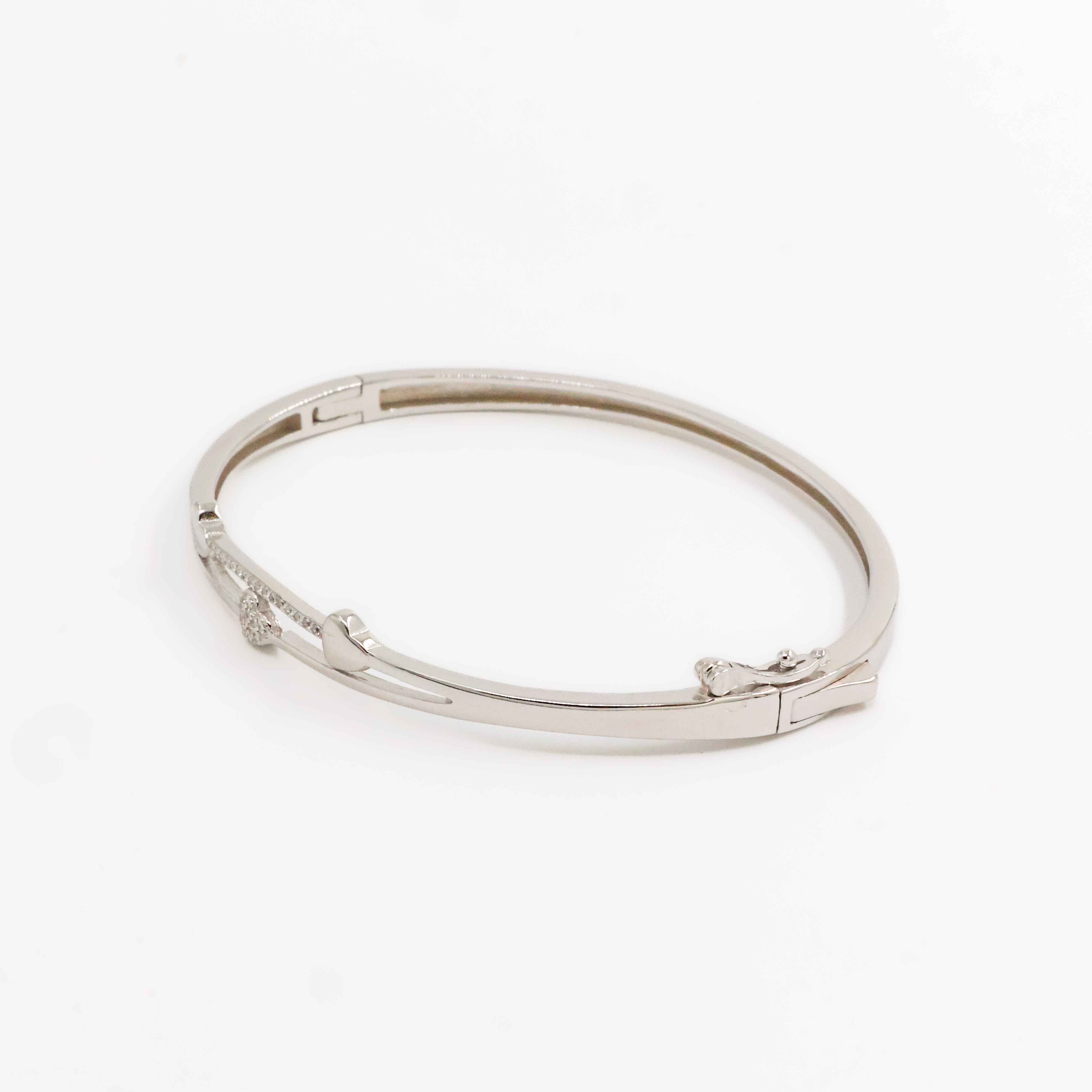 Arham Silver Palace - Silver Heart Bracelet