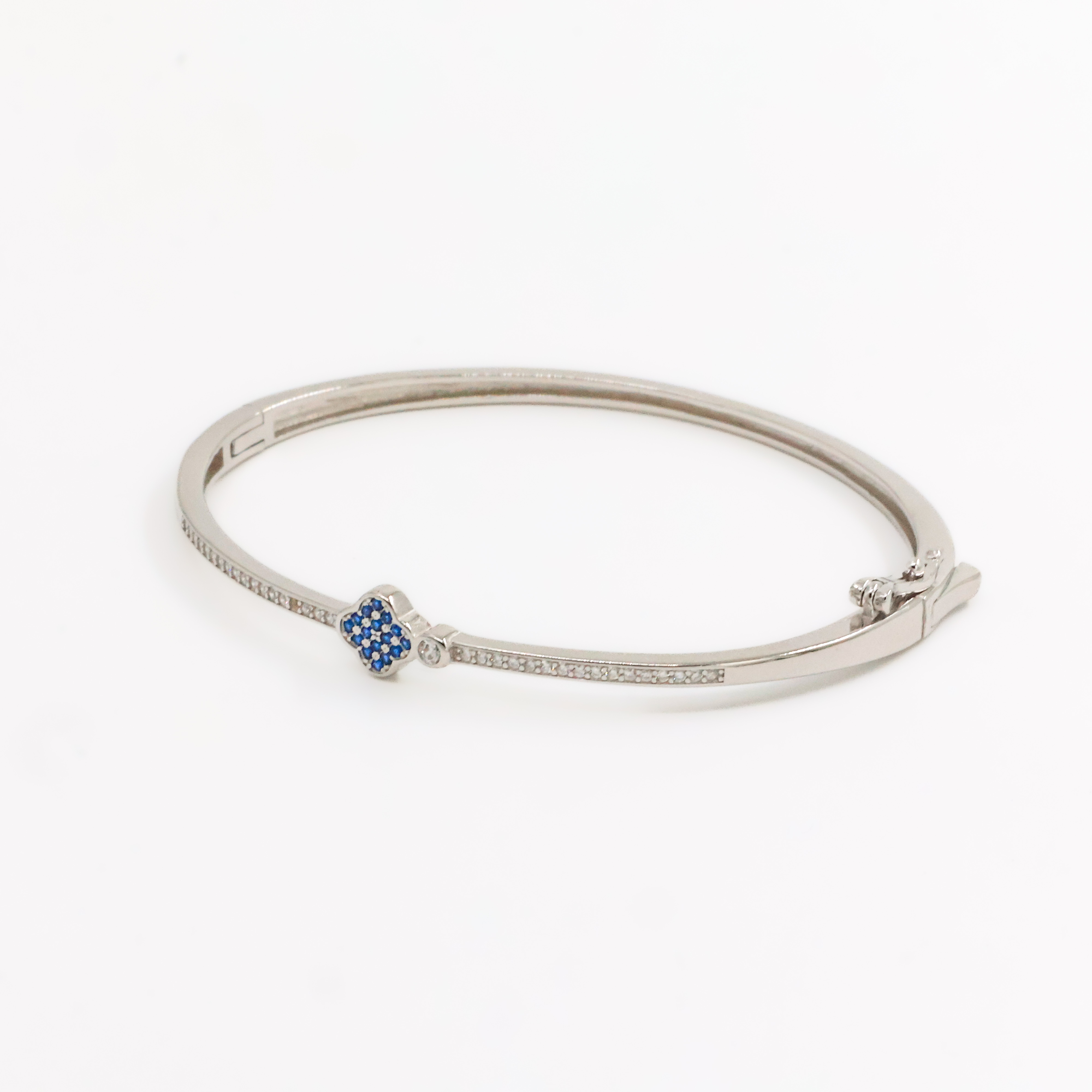 Arham Silver Palace - Silver Clover Bracelet