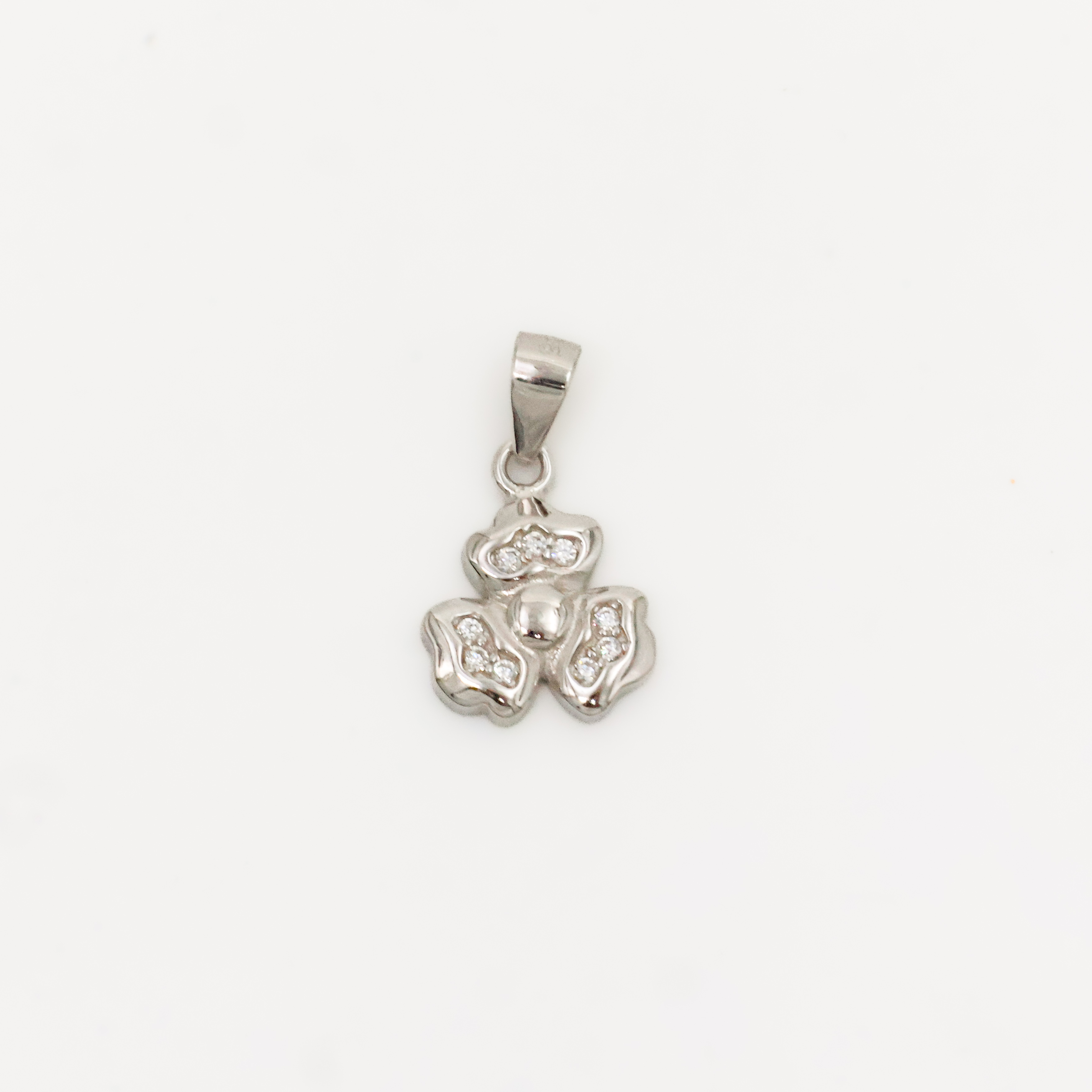 Arham Silver Palace - Silver Flower Pendant