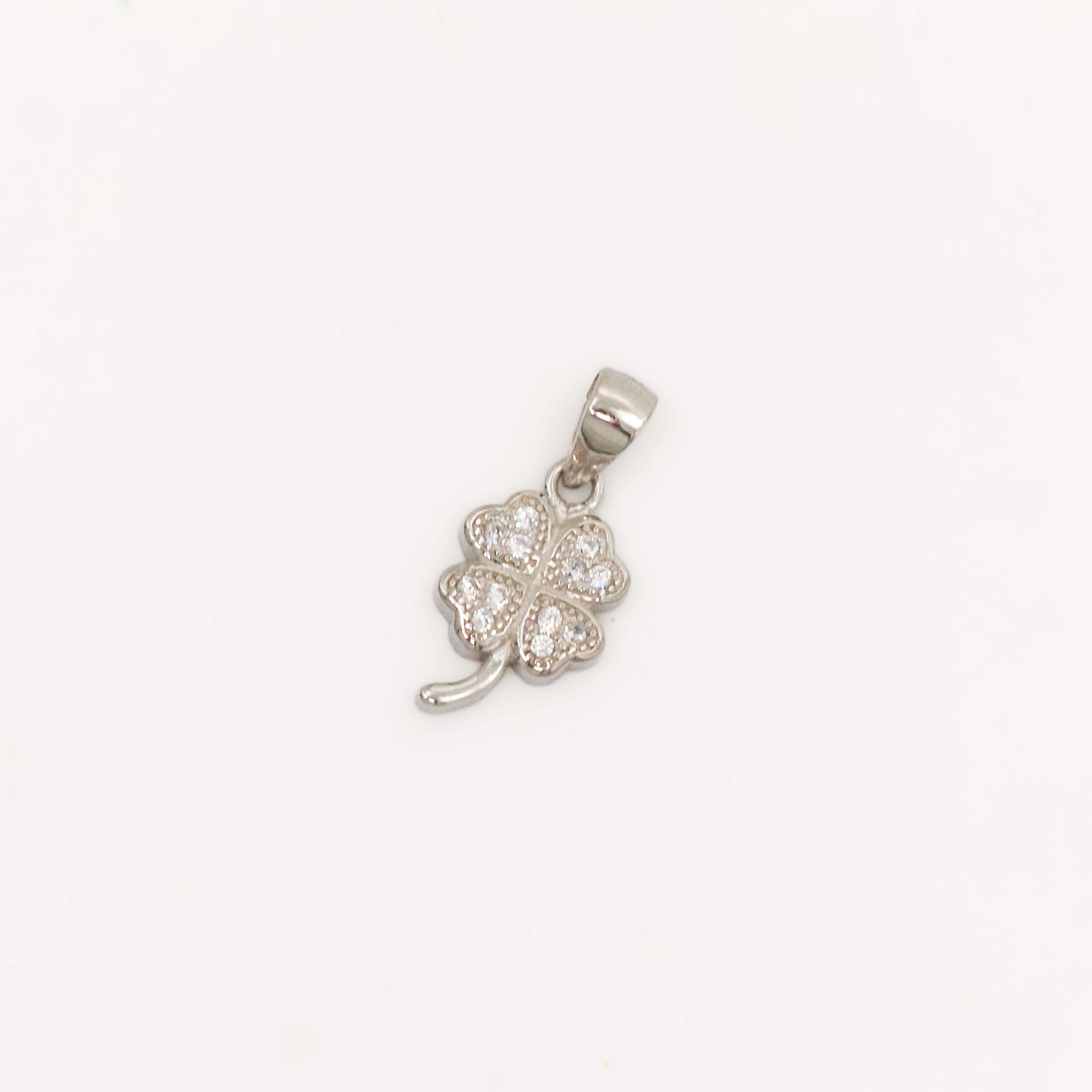 Arham Silver Palace - Silver Clover Pendant