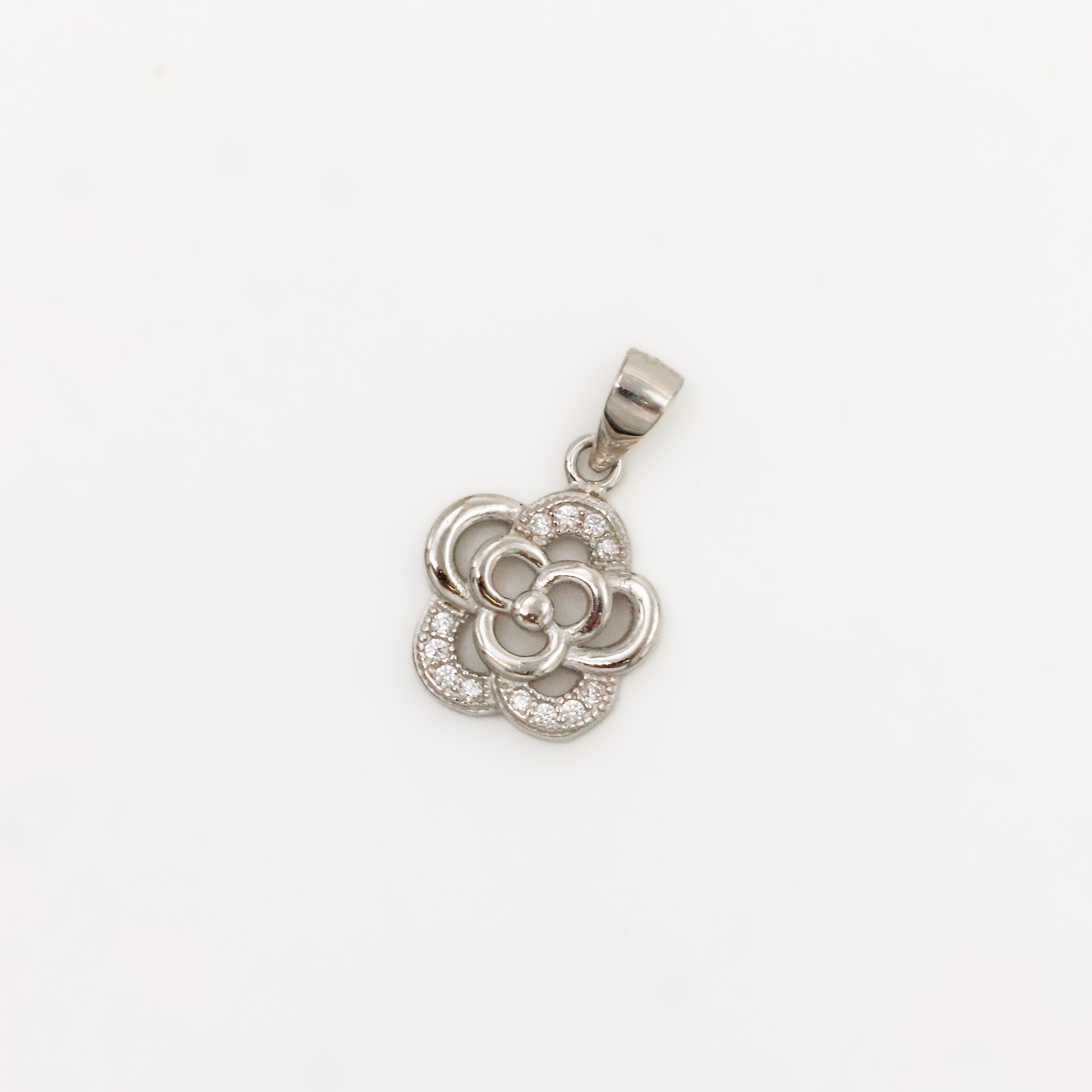 Arham Silver Palace - Silver Flower Pendant