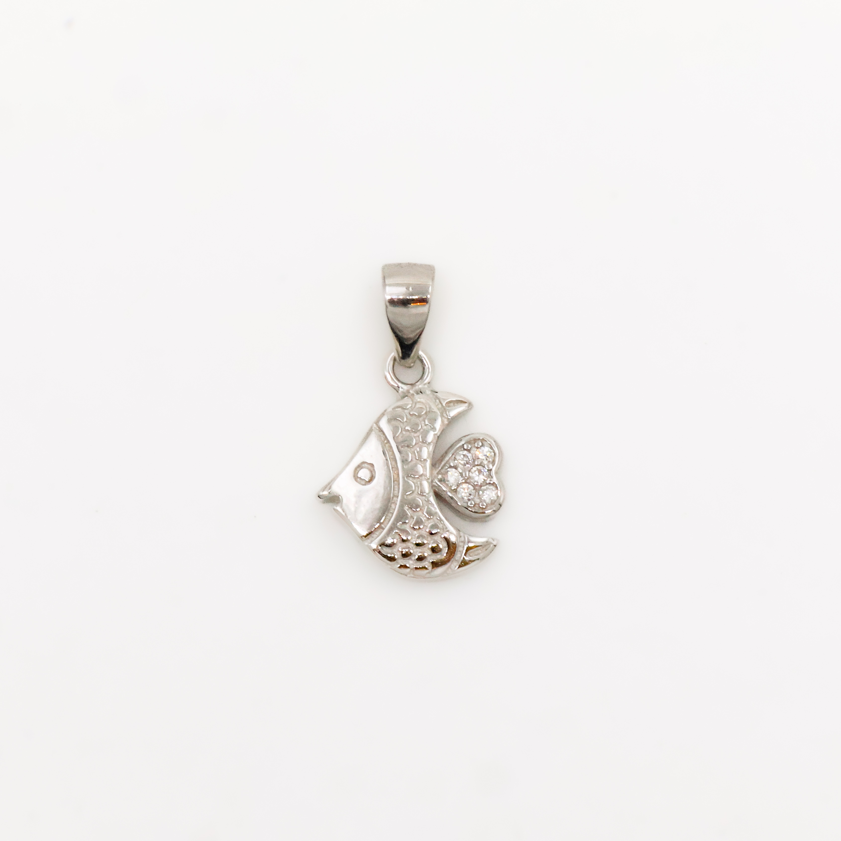 Arham Silver Palace - Silver Fish Pendant