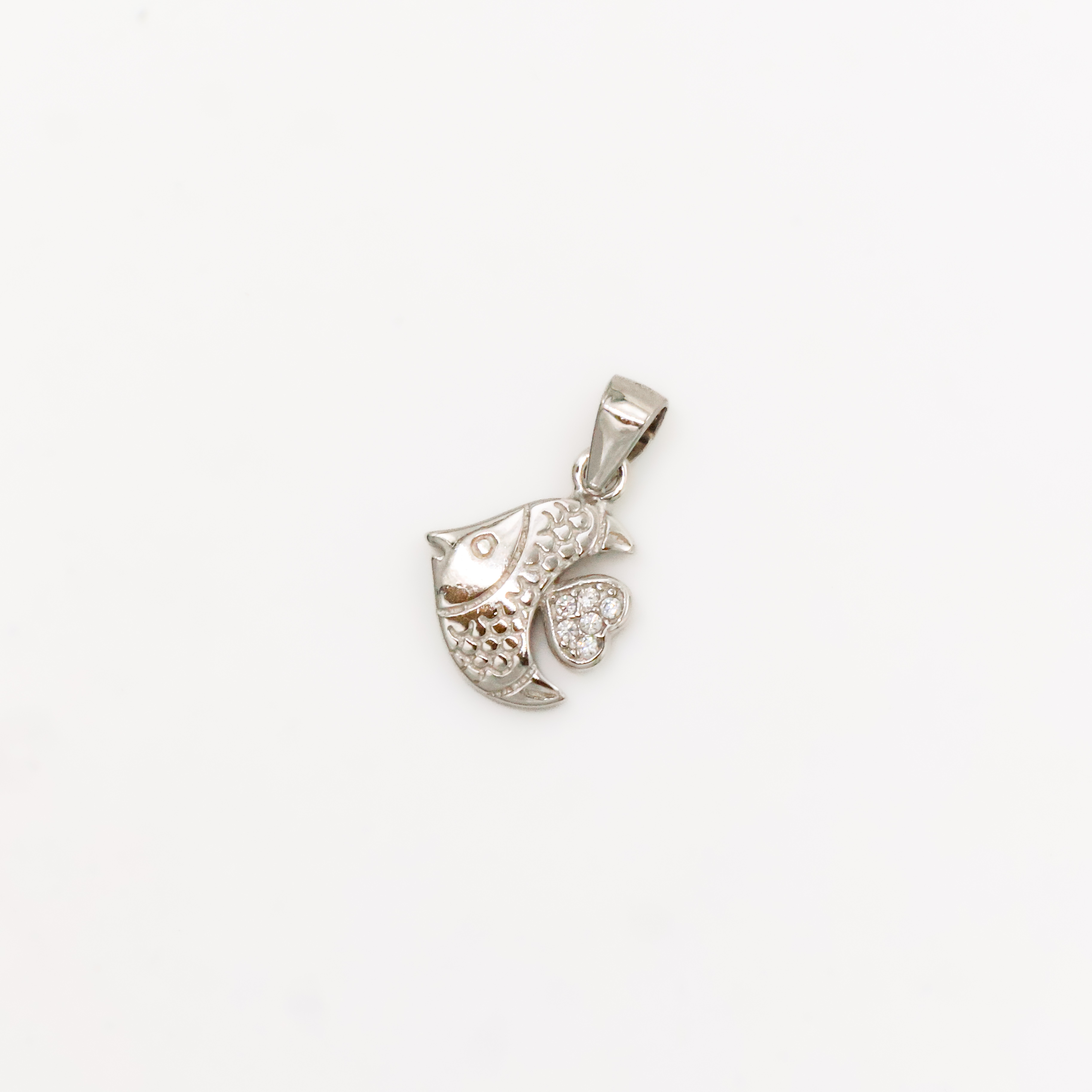 Arham Silver Palace - Silver Fish Pendant