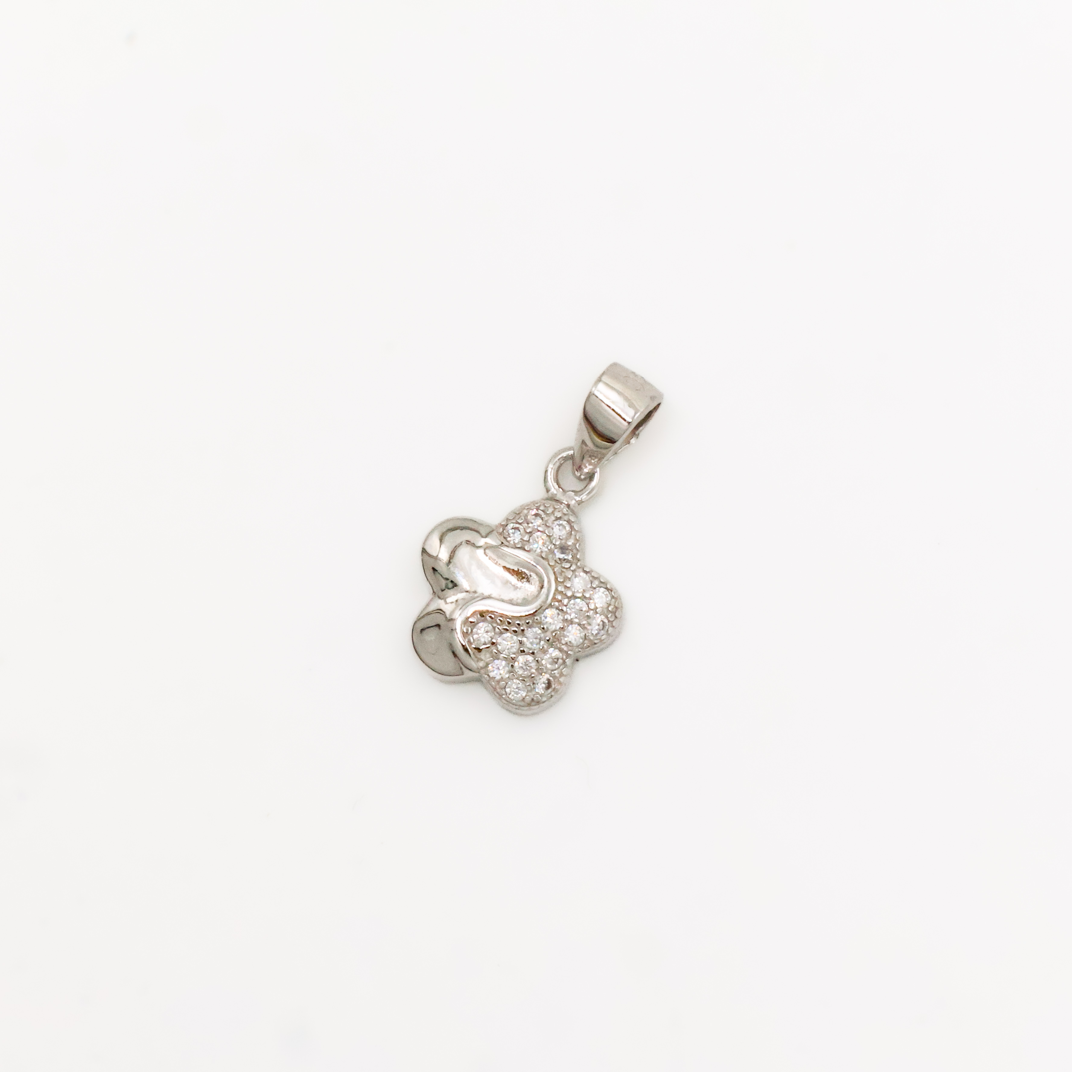 Arham Silver Palace - Silver Flower Pendant