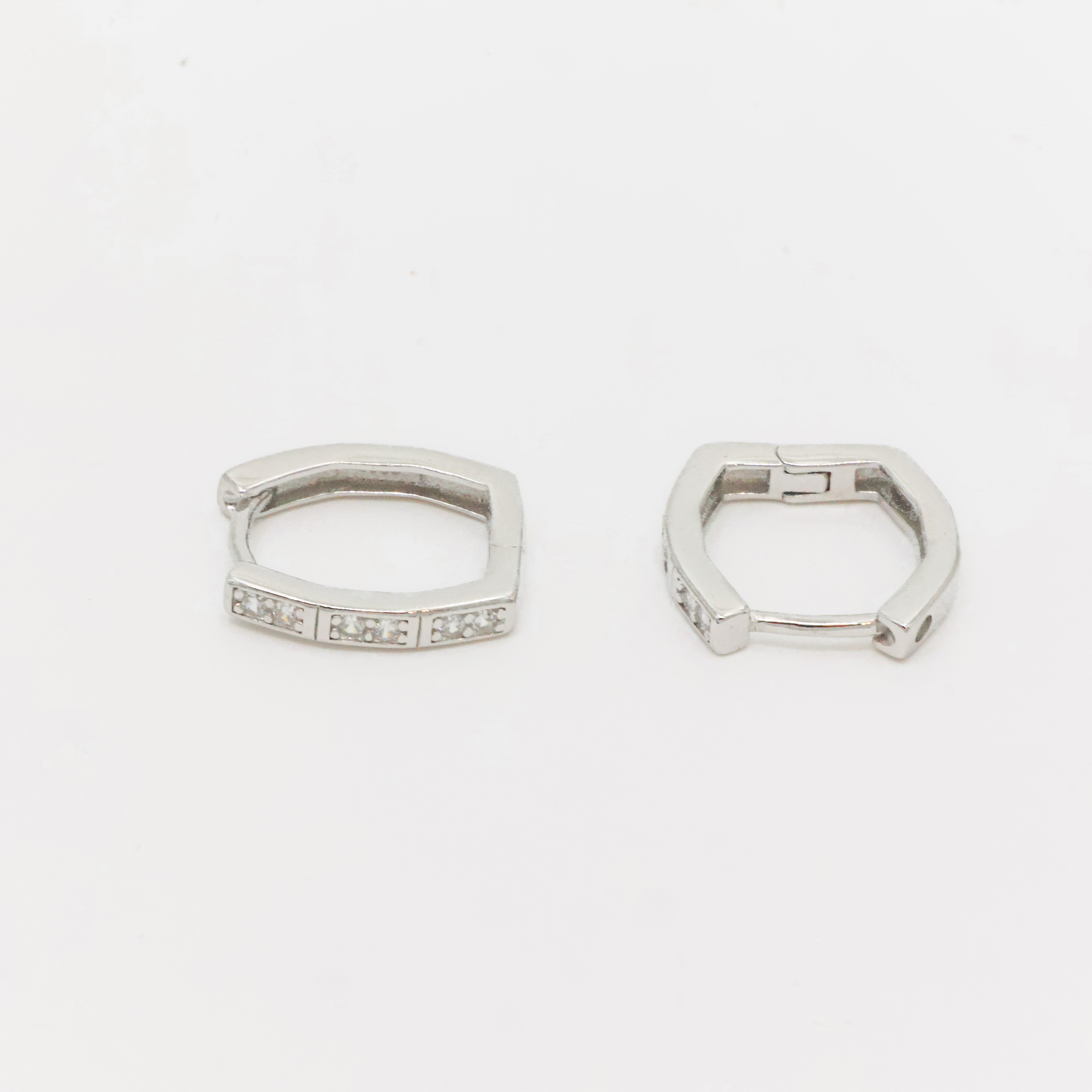 Arham Silver Palace - Silver Hoop Earrings