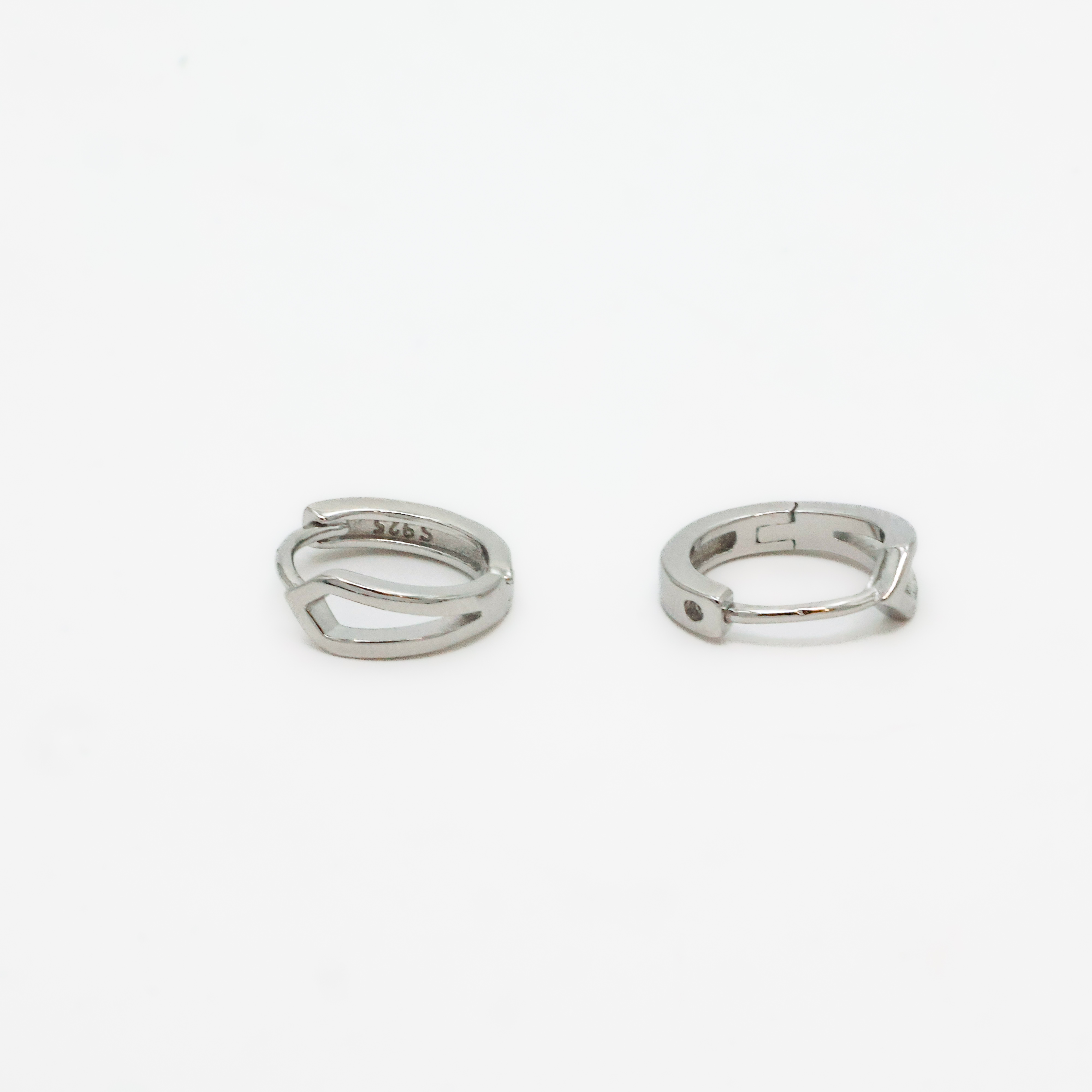Arham Silver Palace - Silver Hoop Earrings