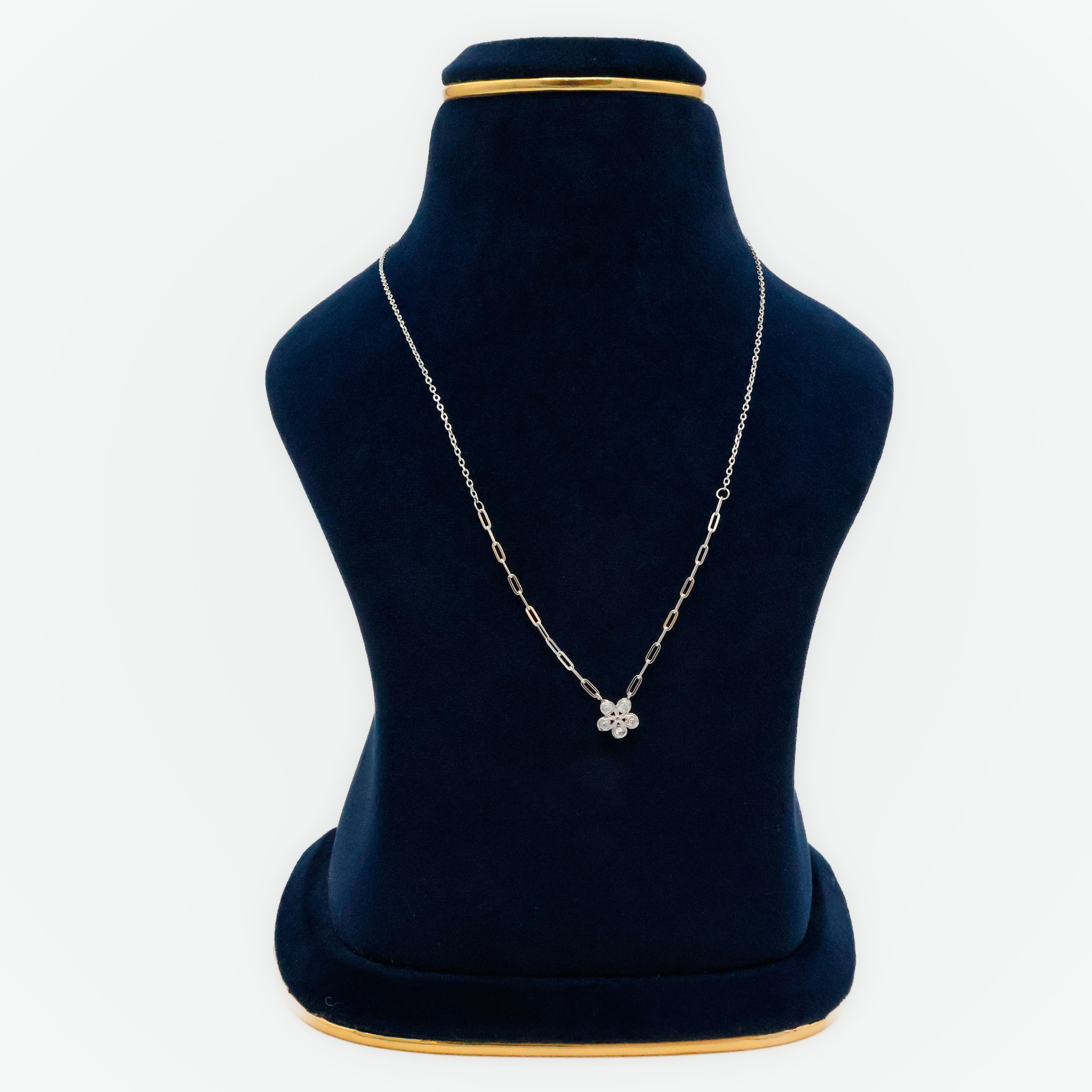 Arham Silver Palace - Silver Flower Necklace