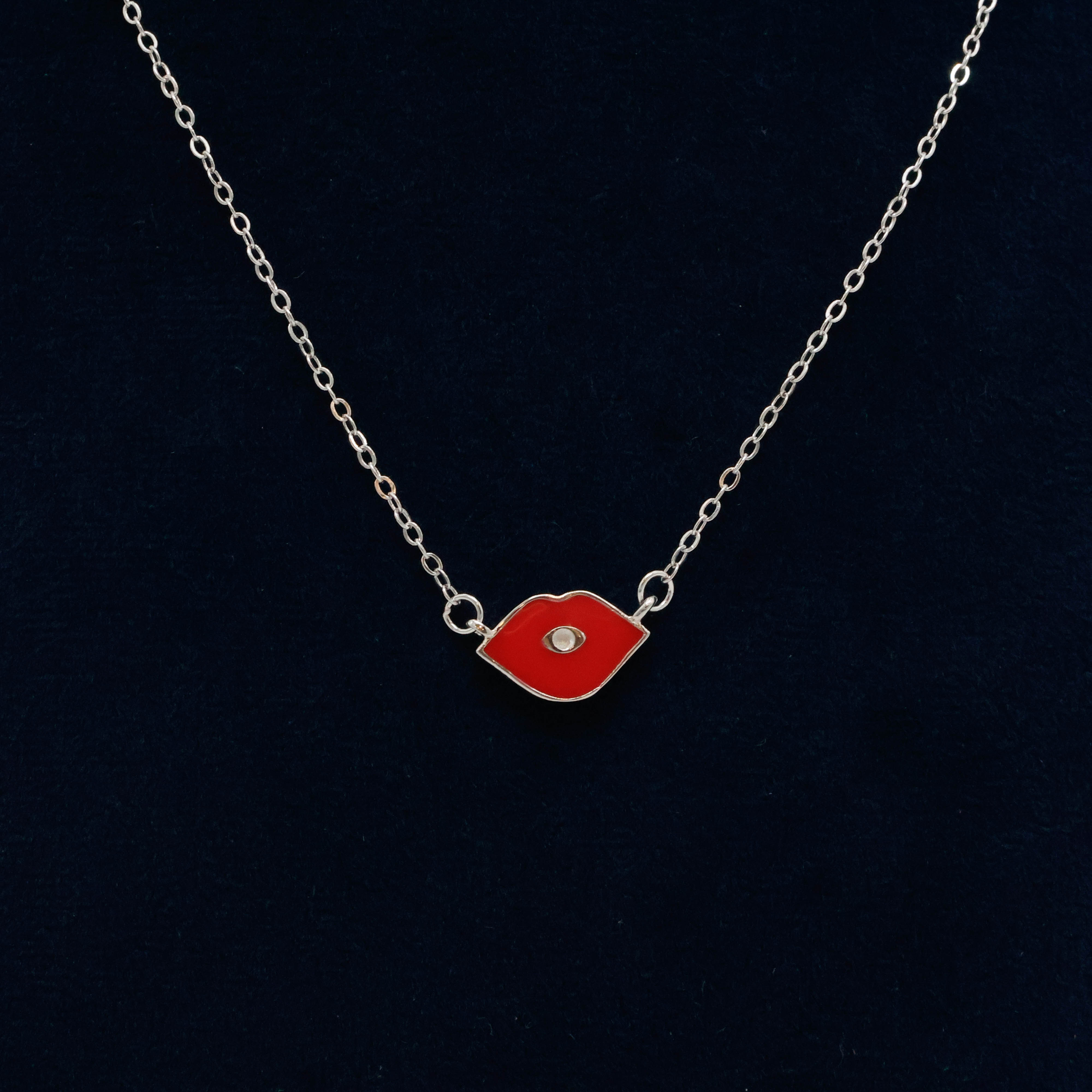 Arham Silver Palace - Silver Lips Pendant