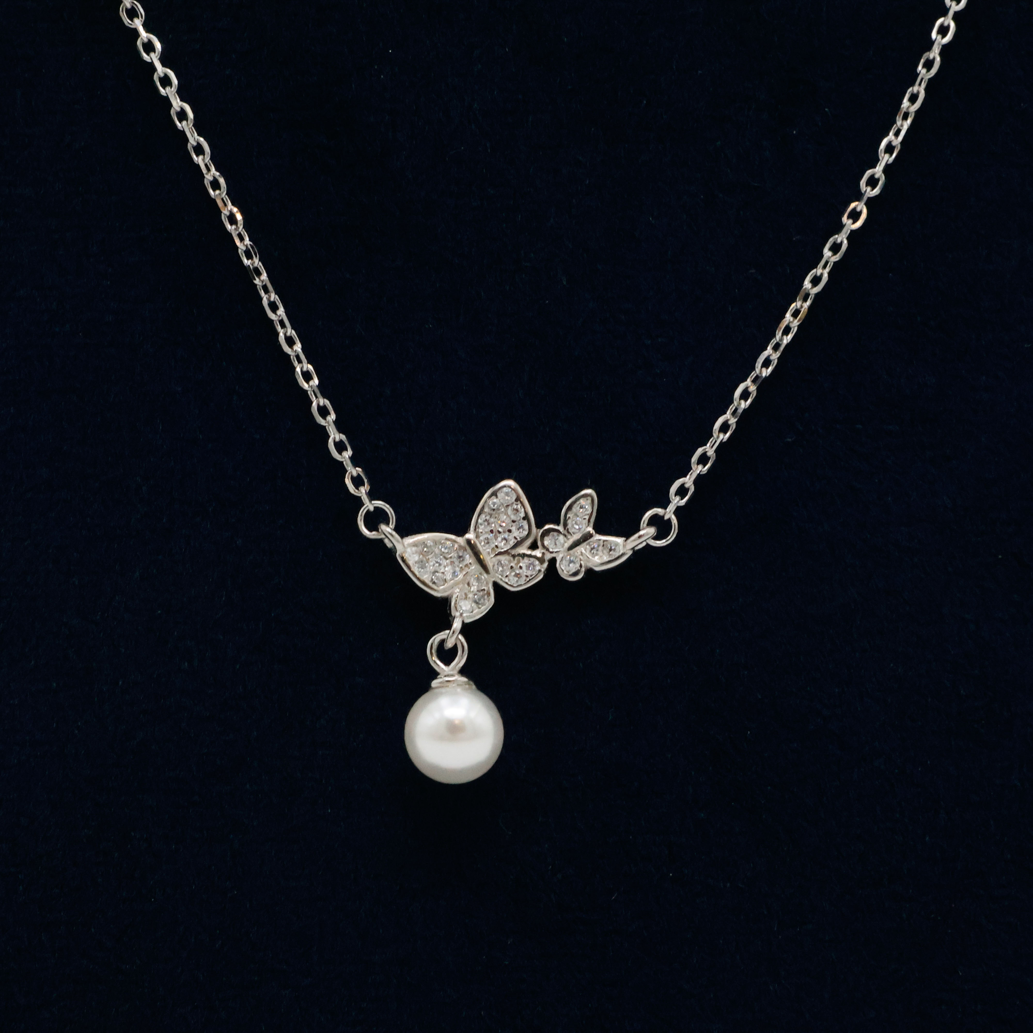 Arham Silver Palace - Pearl Butterfly Necklace