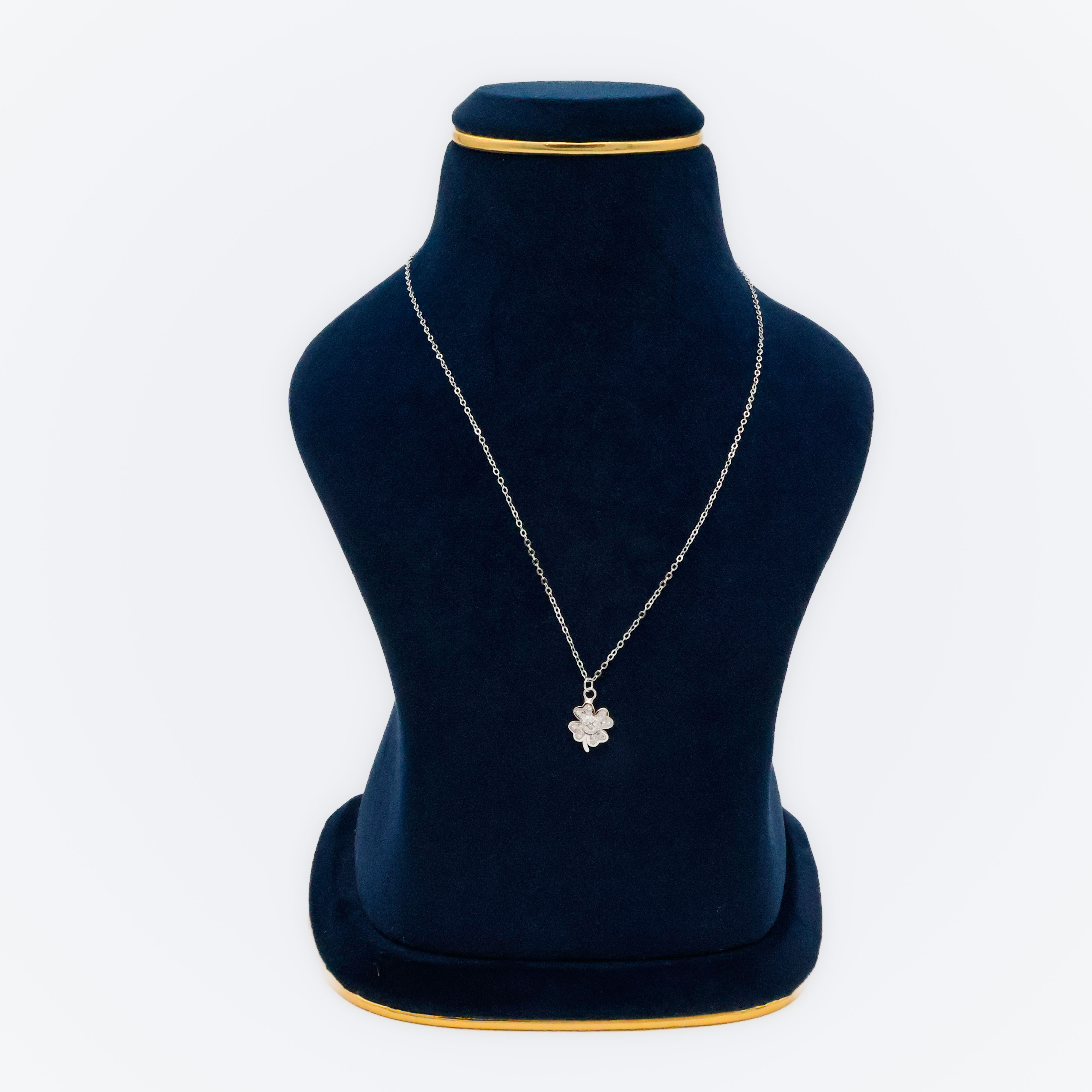 Arham Silver Palace - Silver Clover Necklace