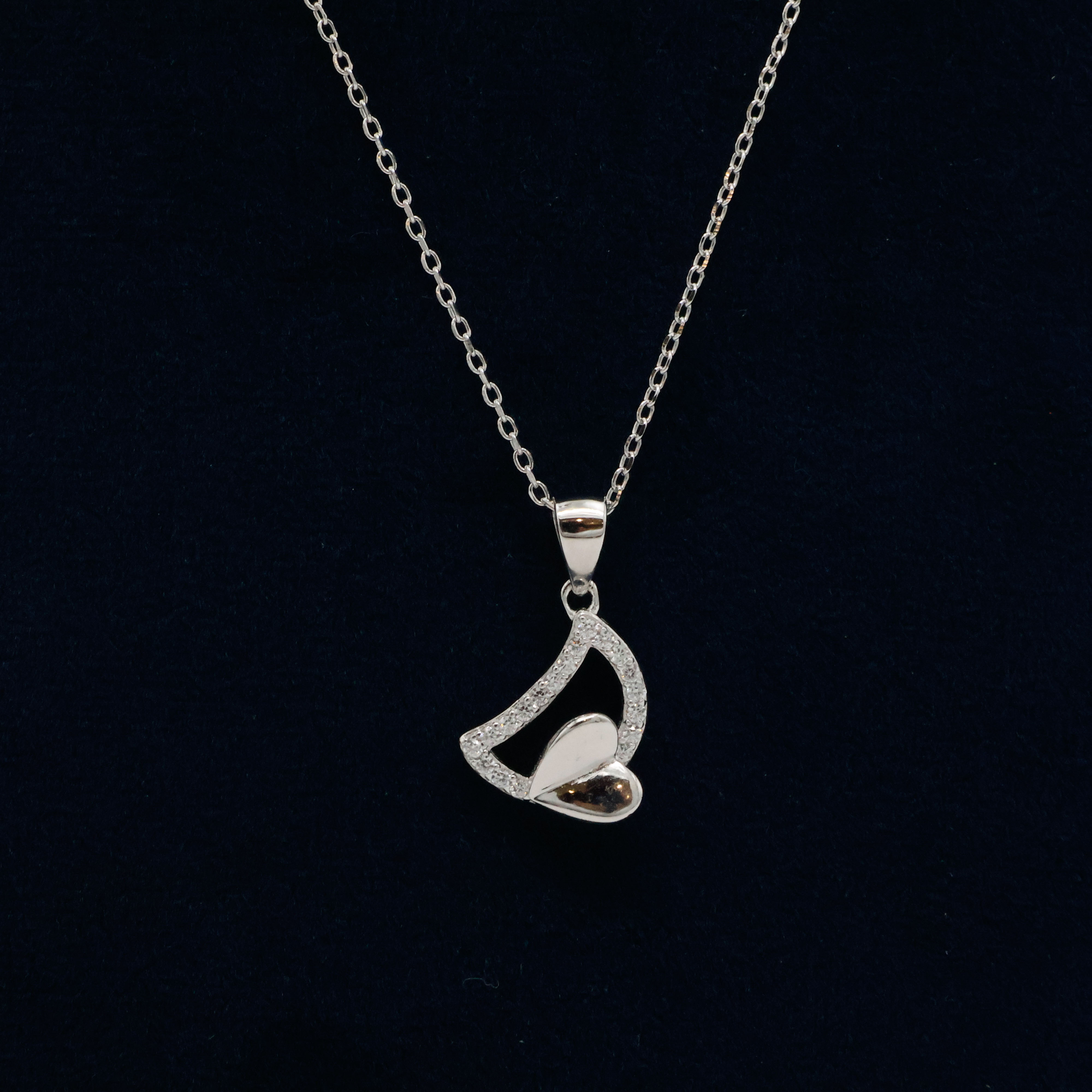 Arham Silver Palace - Silver Heart Pendant