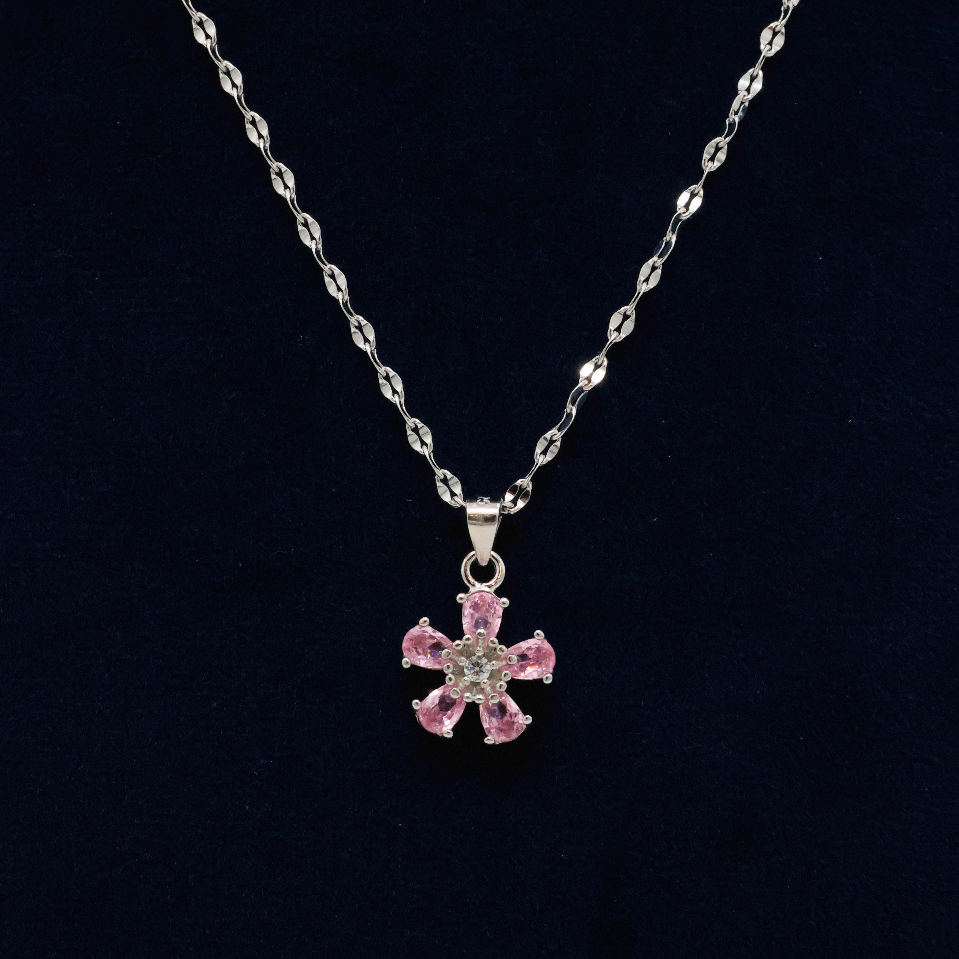 Arham Silver Palace - Silver Flower Pendant