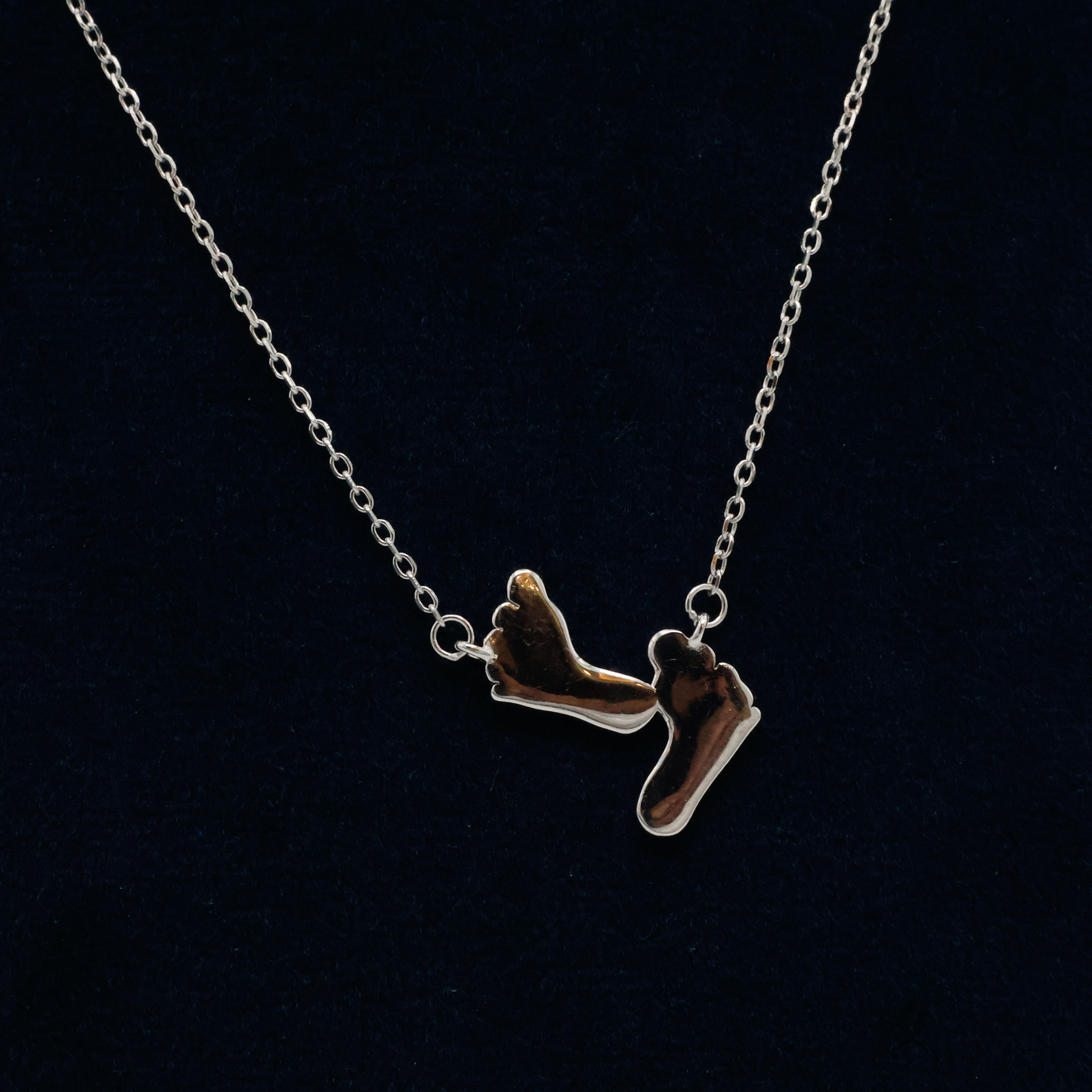 Arham Silver Palace - Silver Feet Necklace