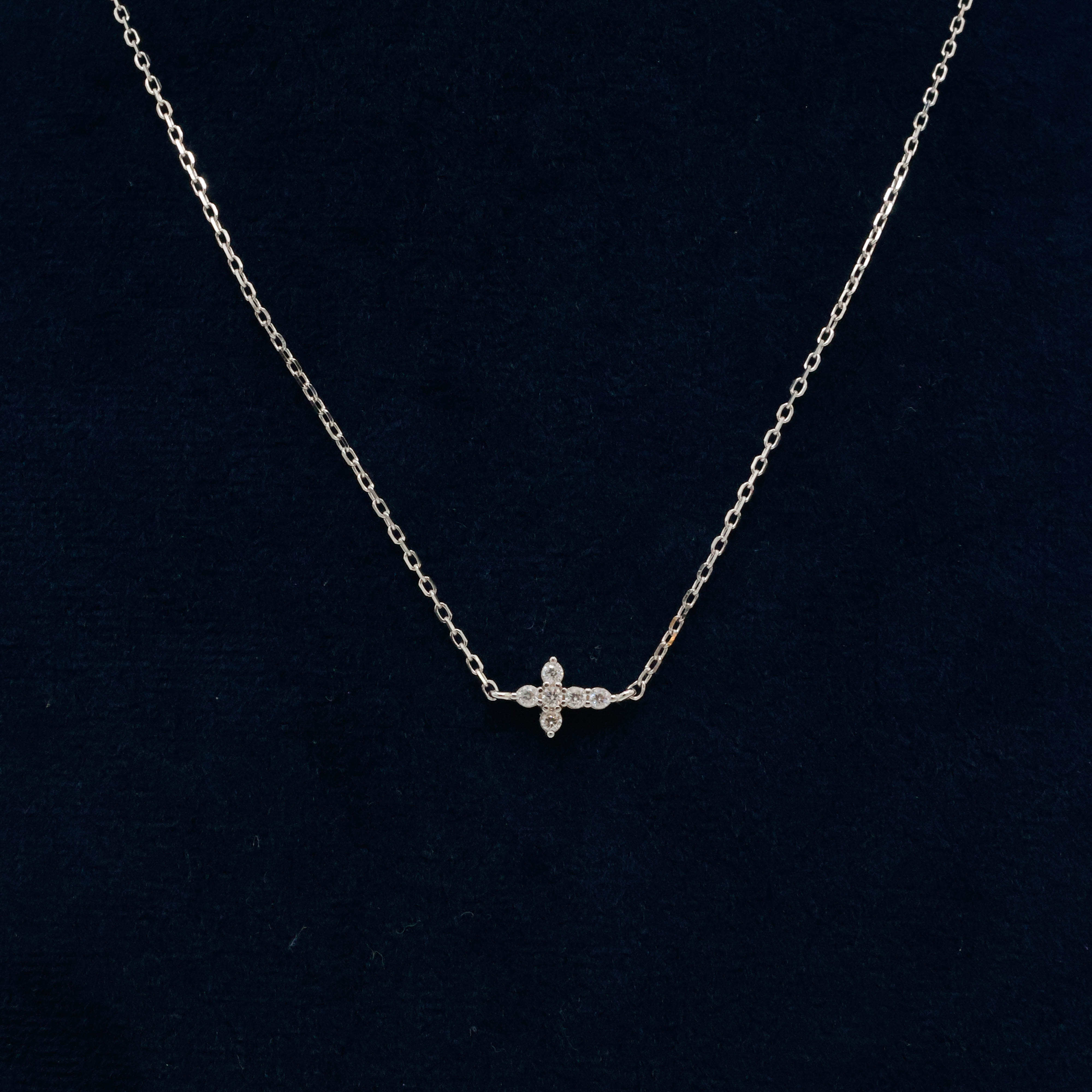 Arham Silver Palace - Silver Cross Pendant