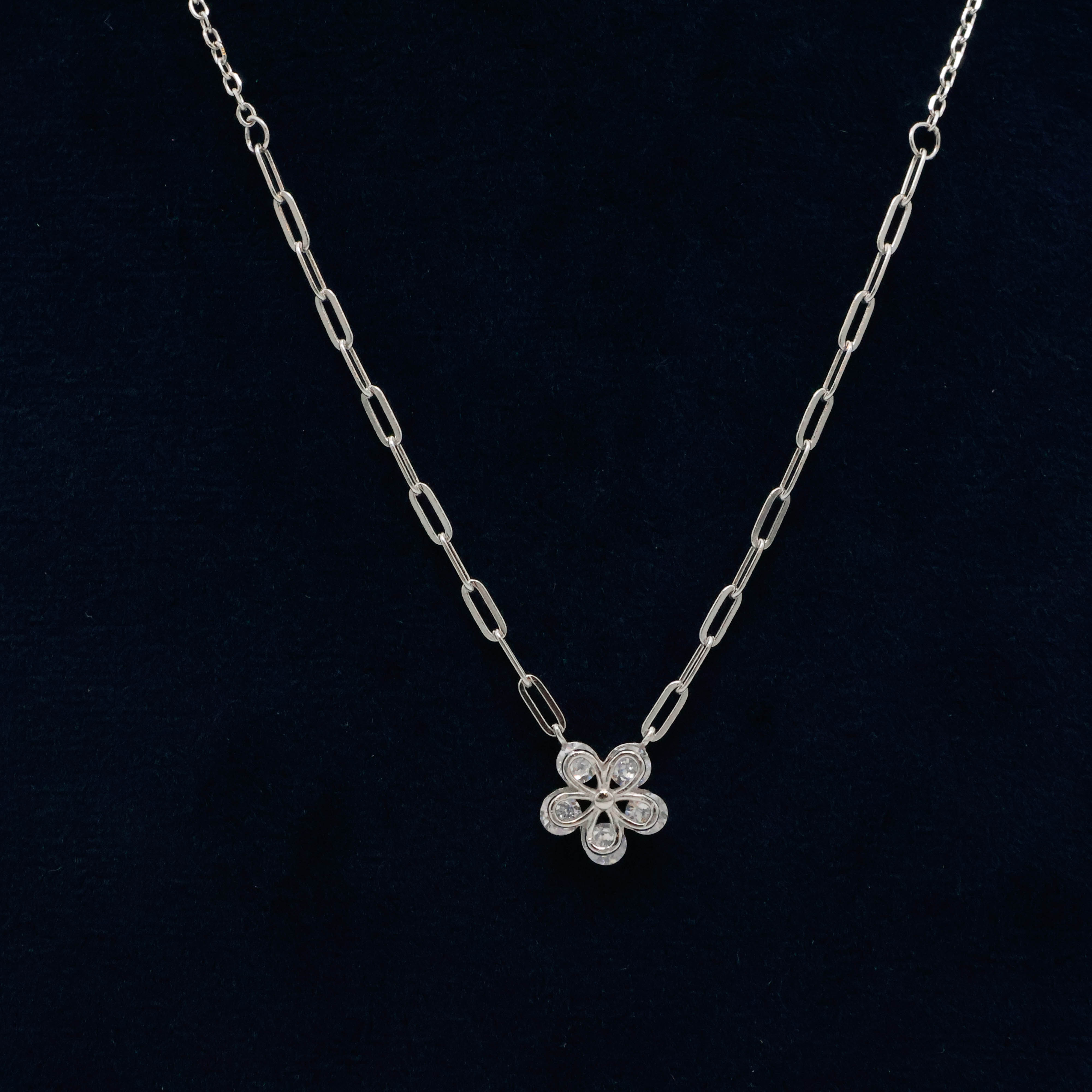 Arham Silver Palace - Silver Flower Necklace