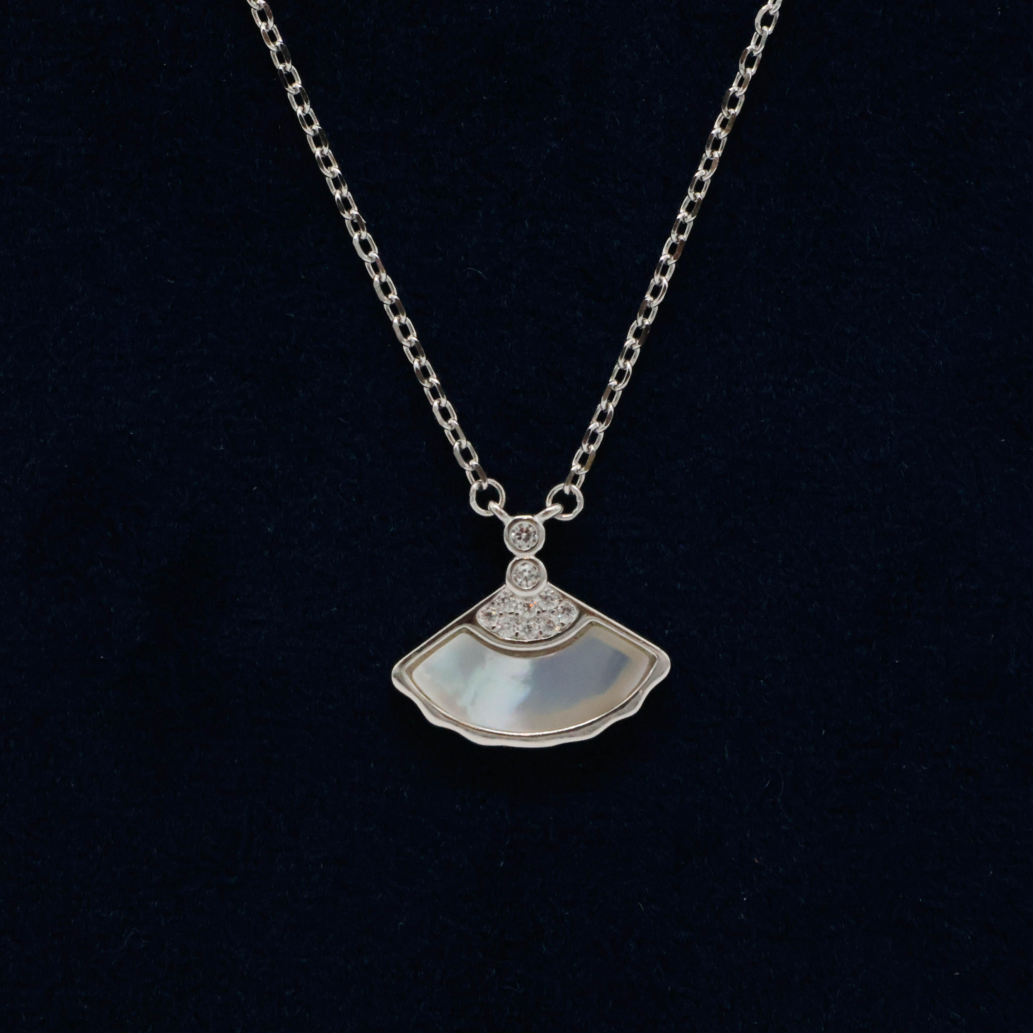 Arham Silver Palace - Silver Fan Pendant