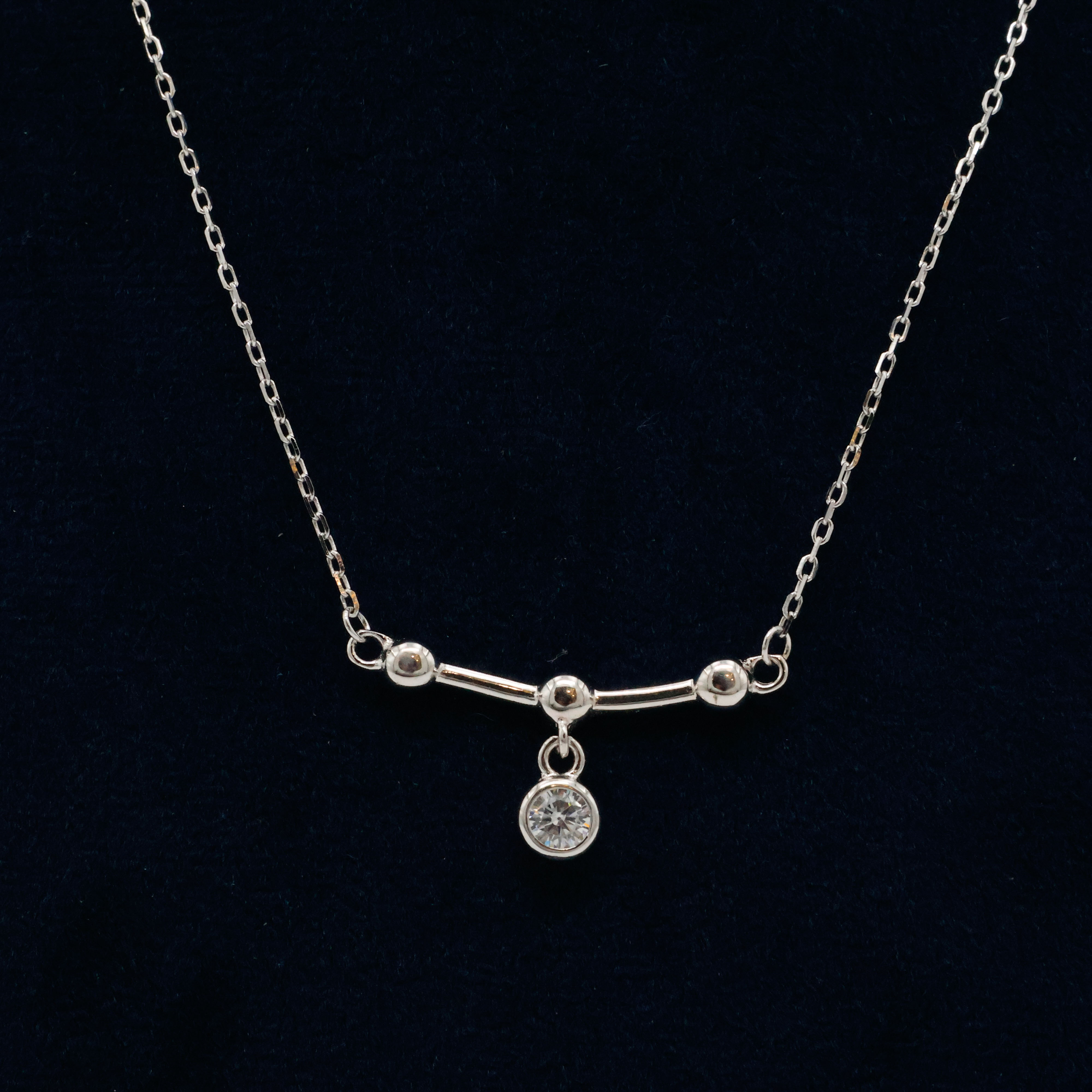 Silver Pendant Necklace