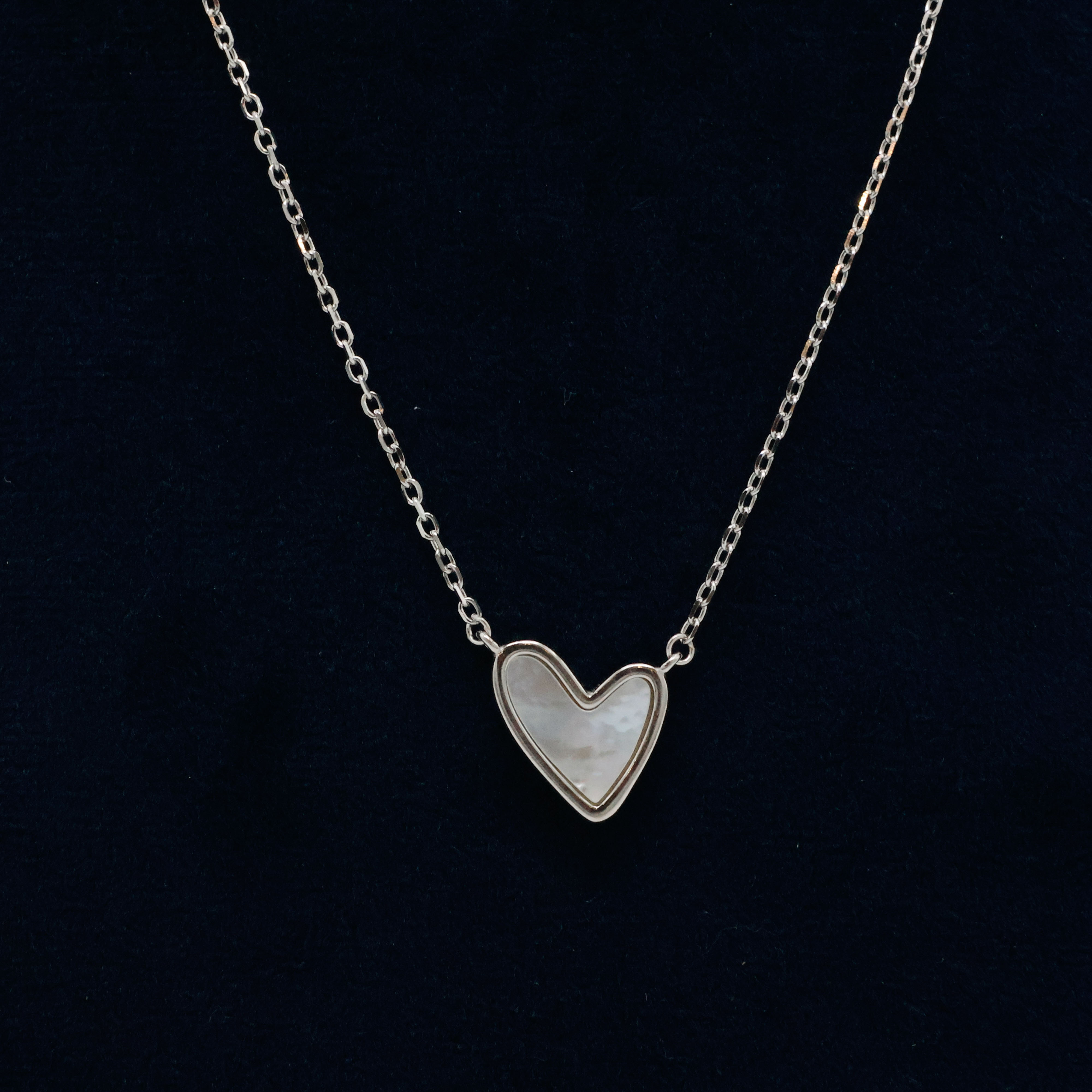 Arham Silver Palace - Silver Heart Necklace