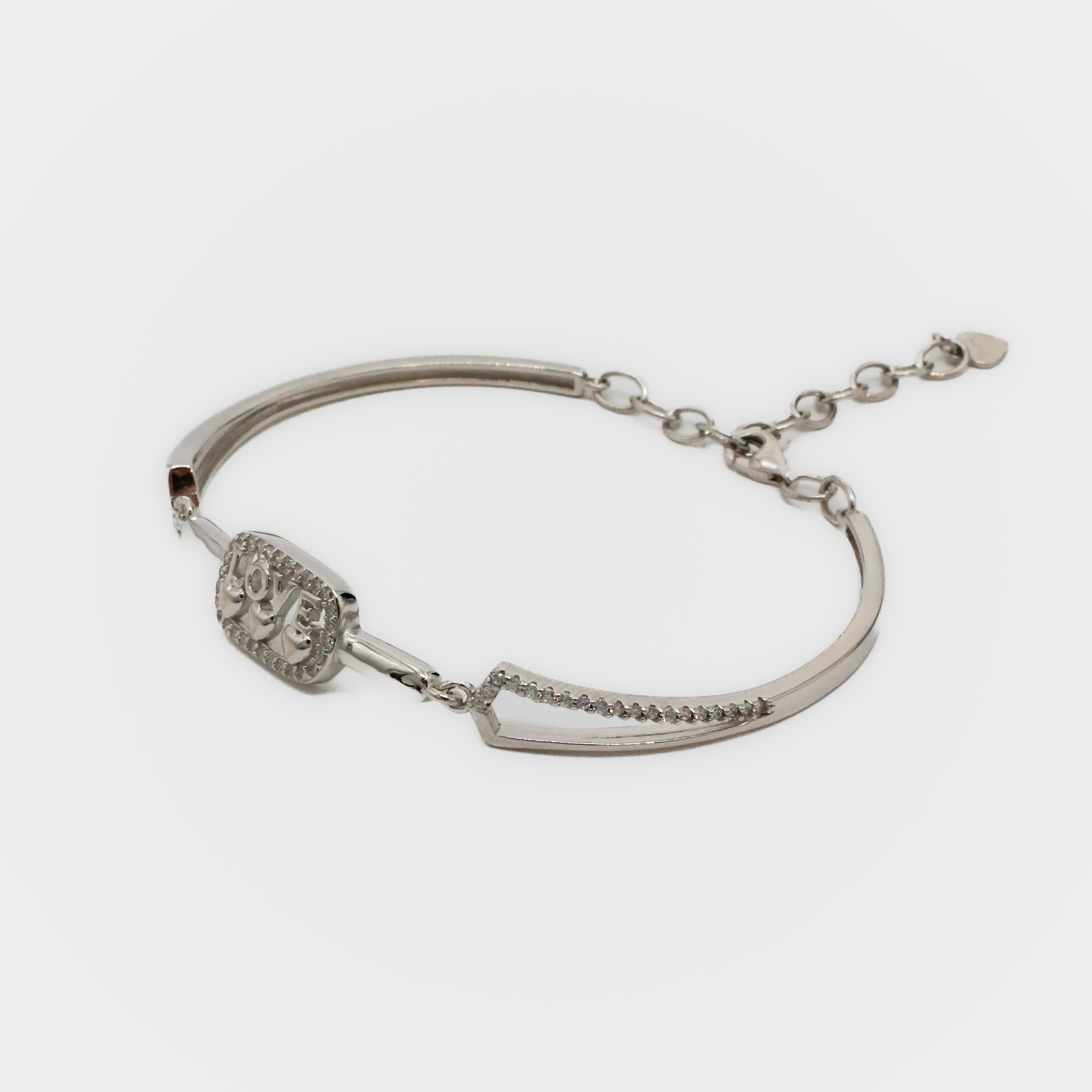 Arham Silver Palace - Silver Love Bracelet