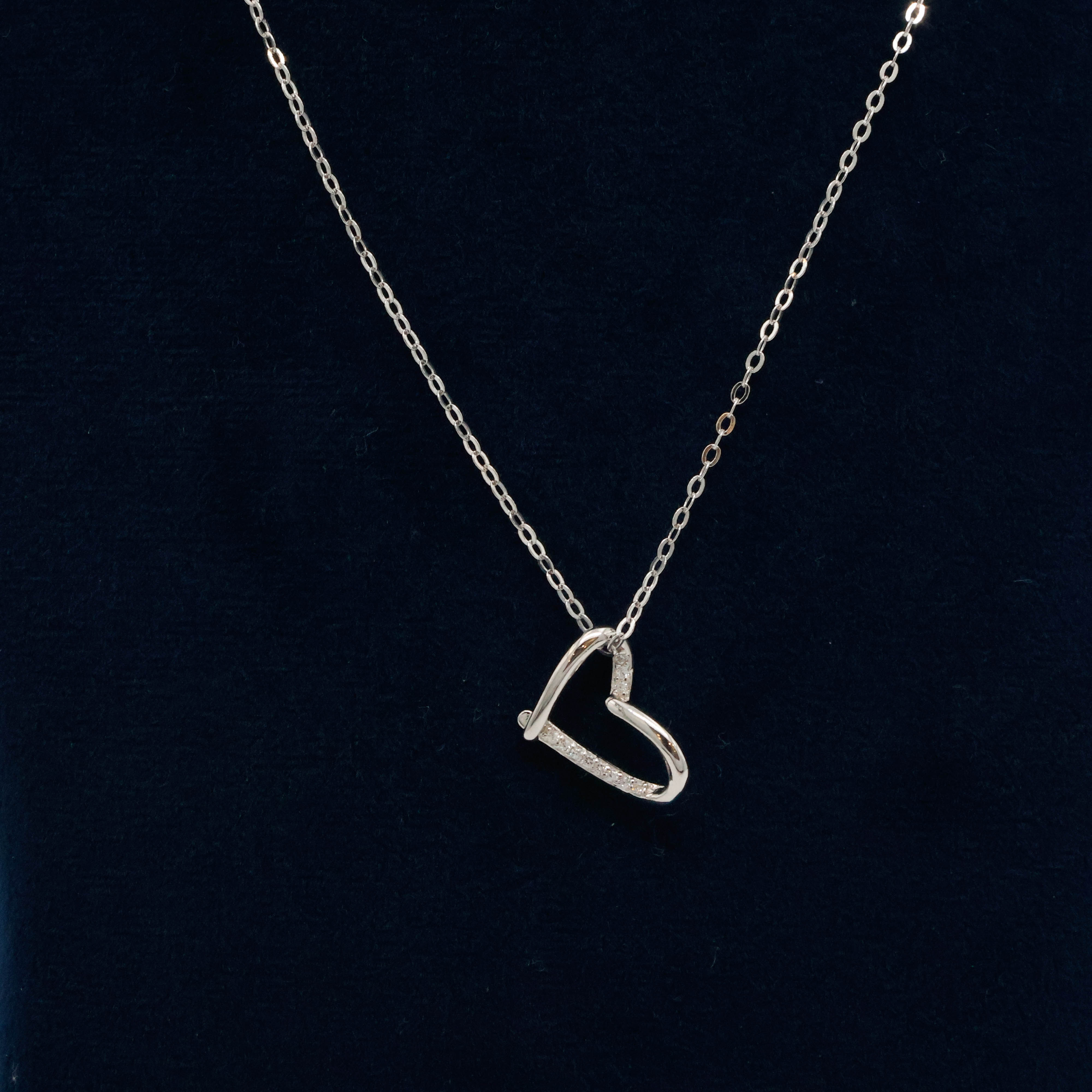 Arham Silver Palace - Silver Heart Pendant