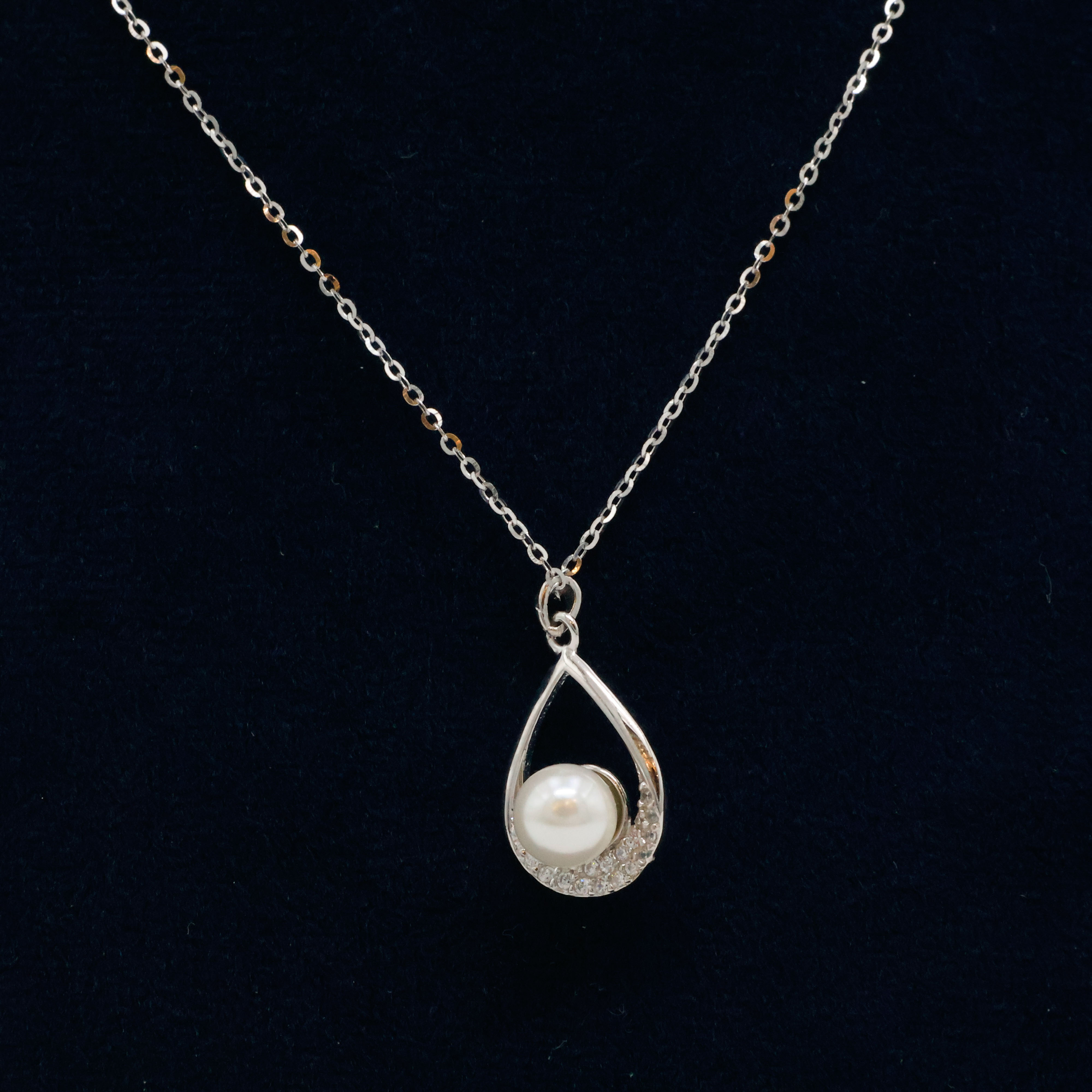 Arham Silver Palace - Pearl Silver Pendant