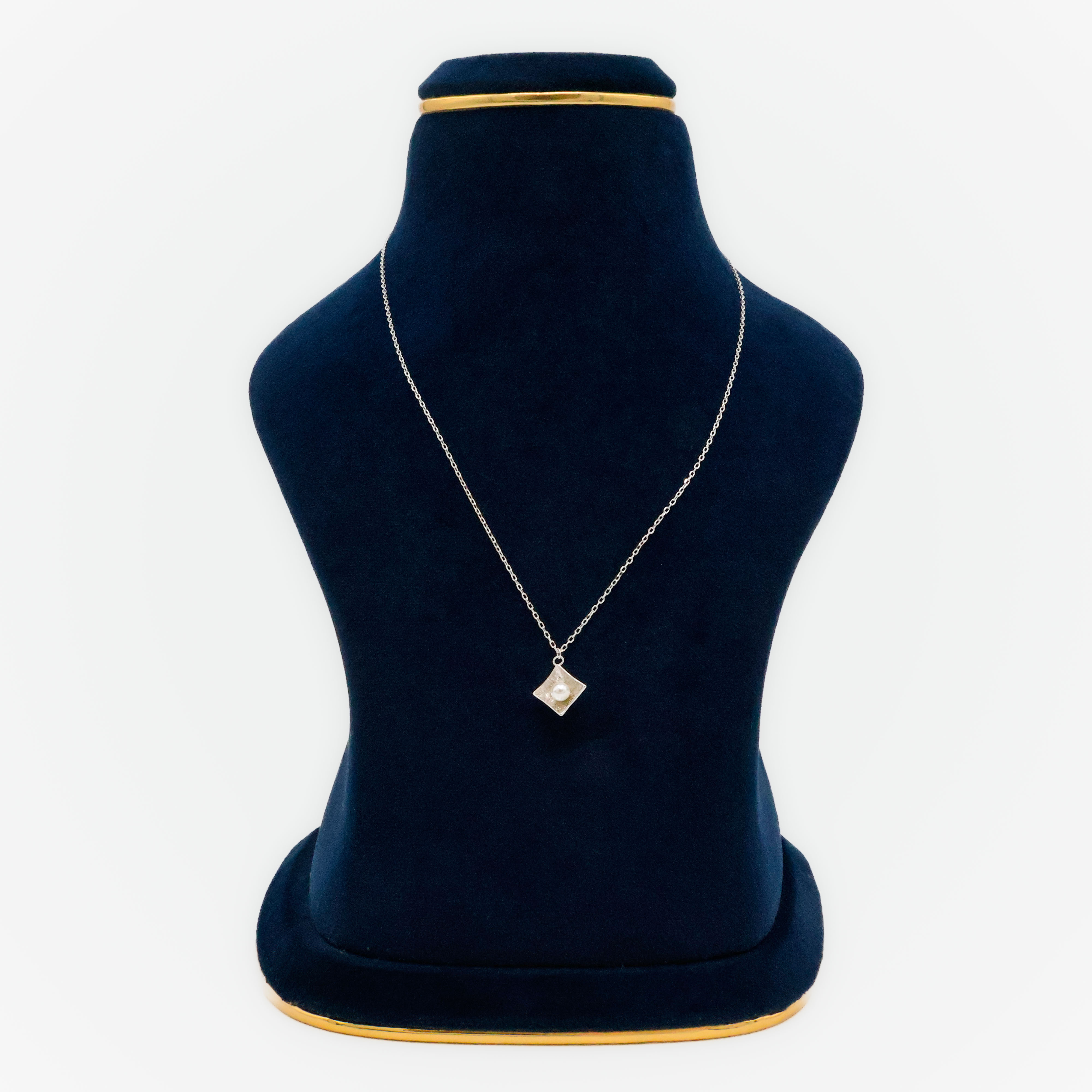 Arham Silver Palace - Pearl Silver Pendant