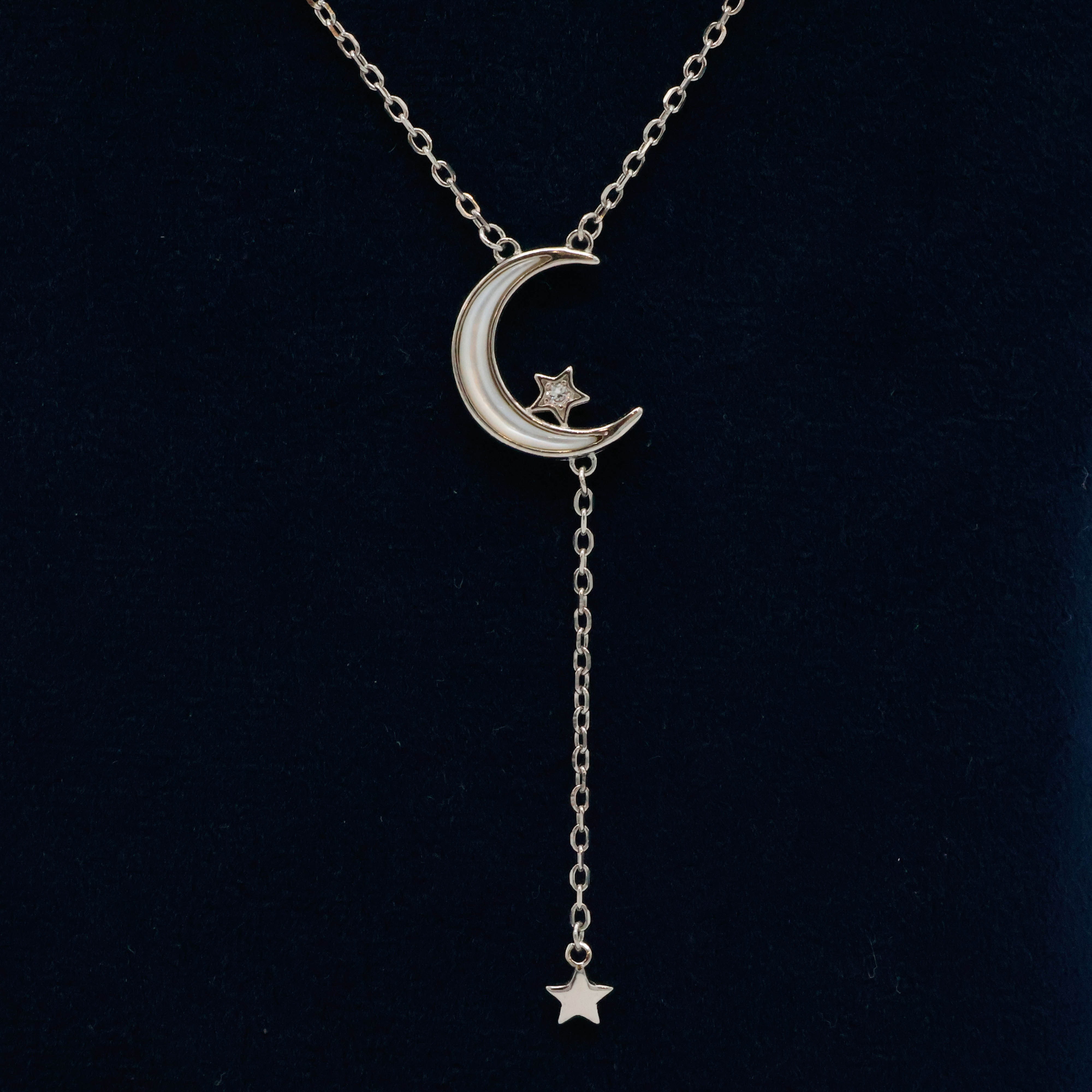 Arham Silver Palace - Silver Moon Pendant