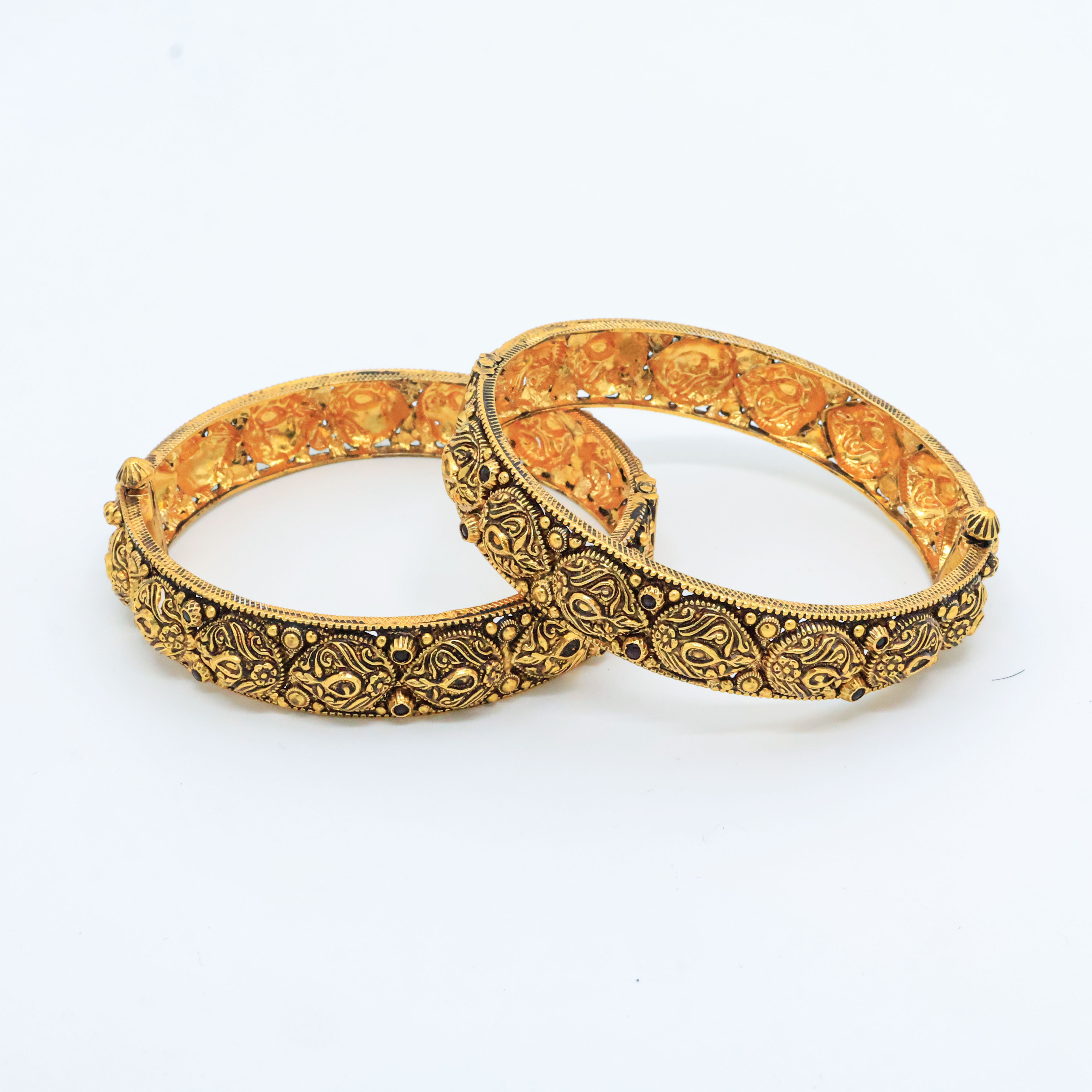 Arham Silver Palace - Gold Bangle Set