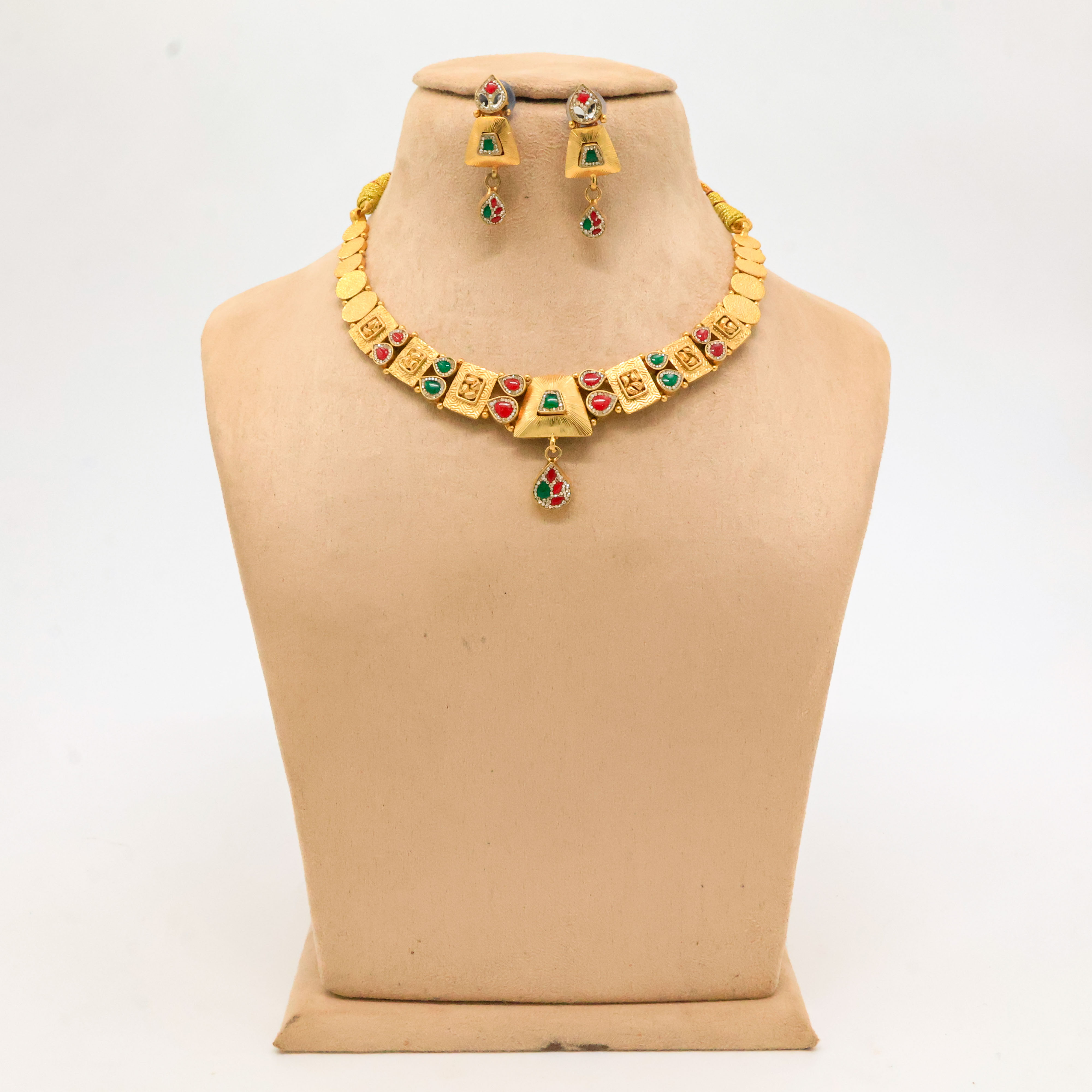 Arham Silver Palace - Gold Polish Necklace