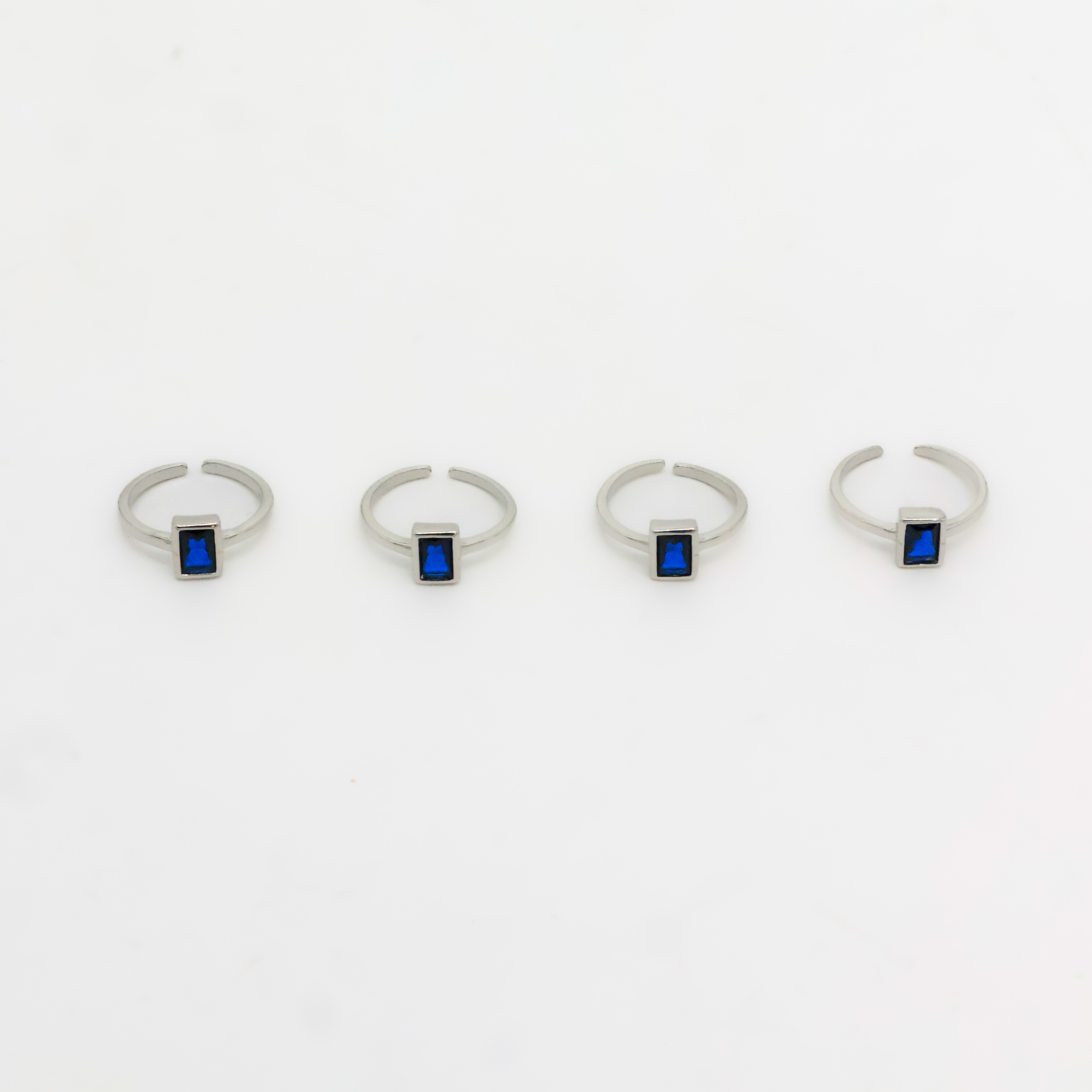 Arham Silver Palace - Silver Blue Toe Rings