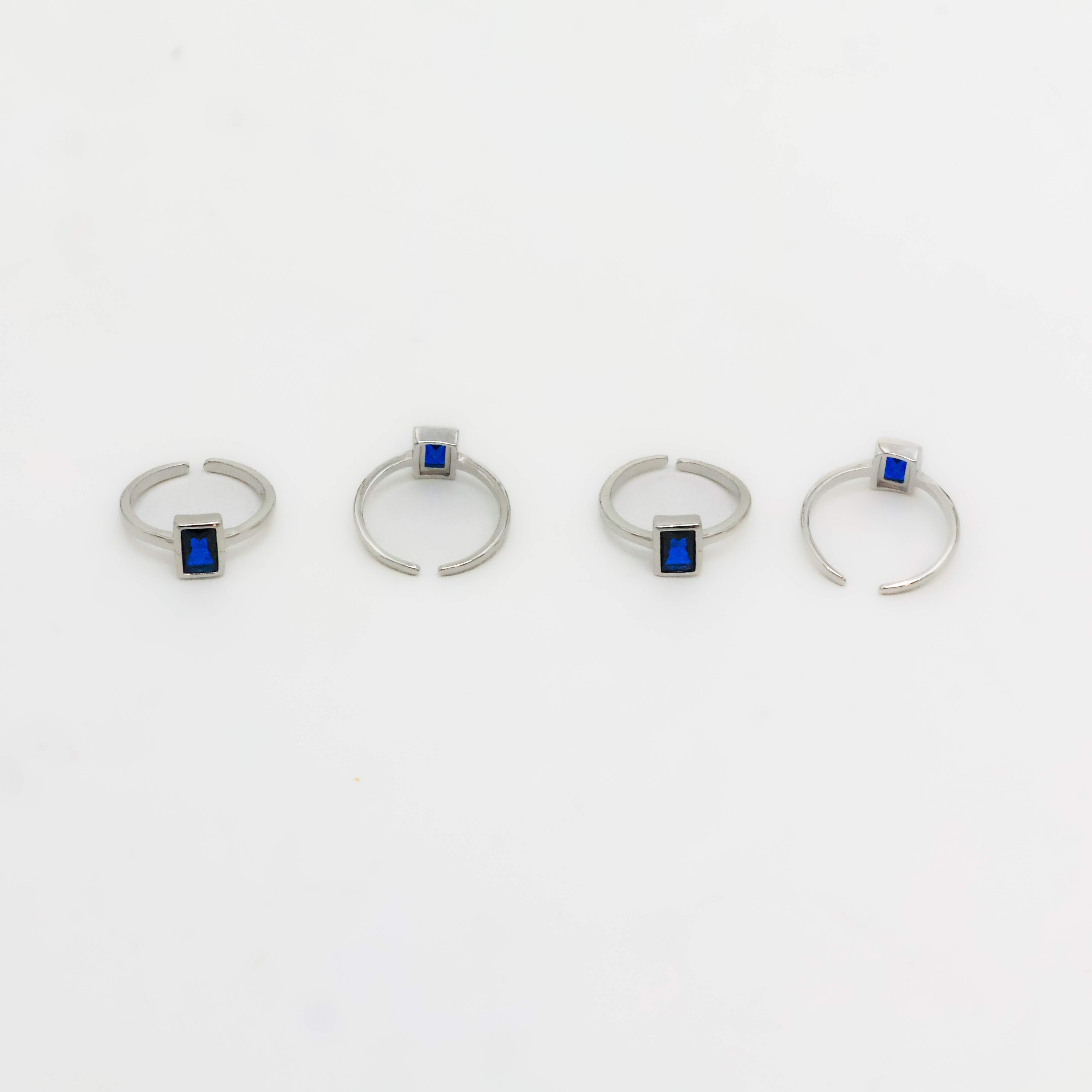 Arham Silver Palace - Silver Blue Toe Rings