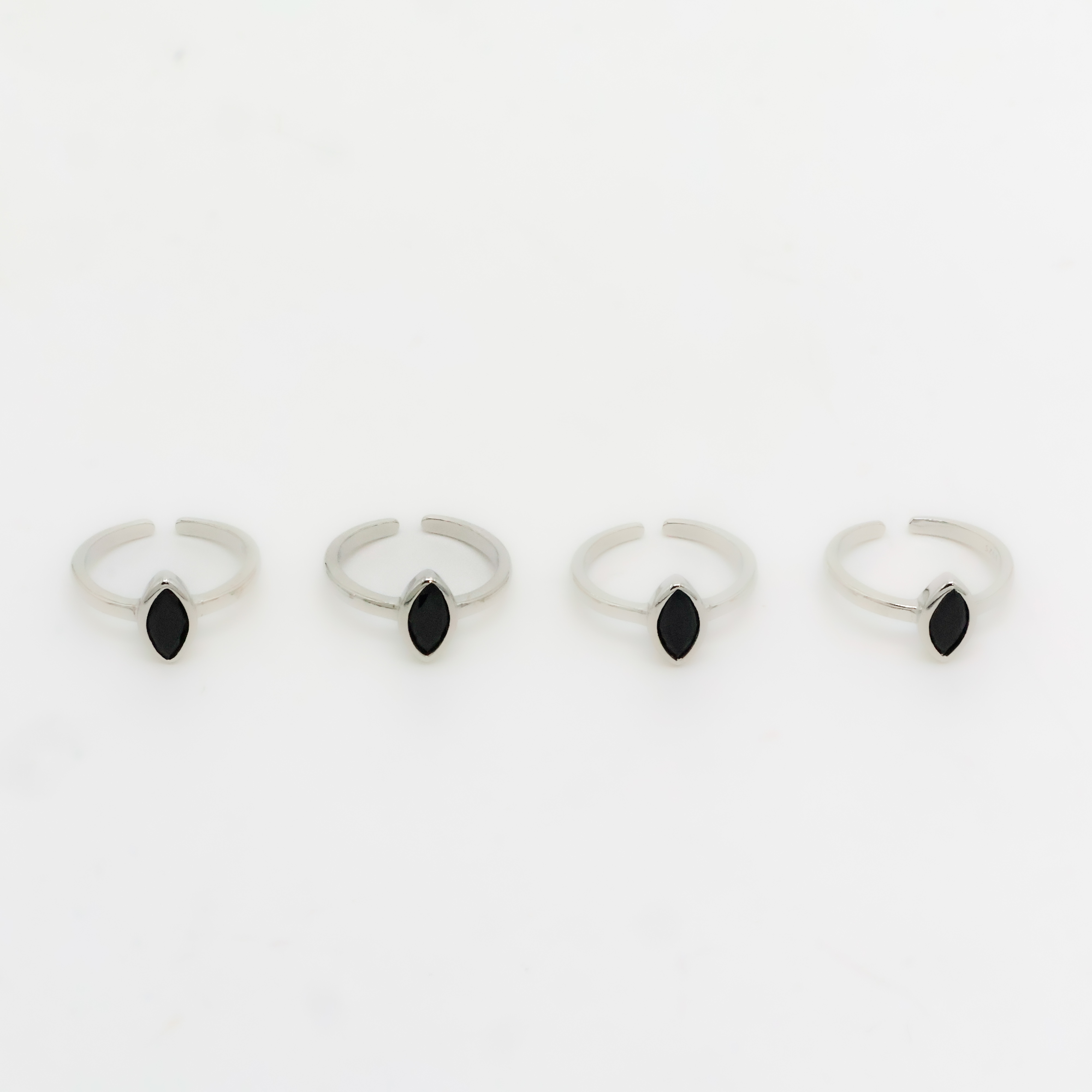 Arham Silver Palace - Silver Stone Toe Rings