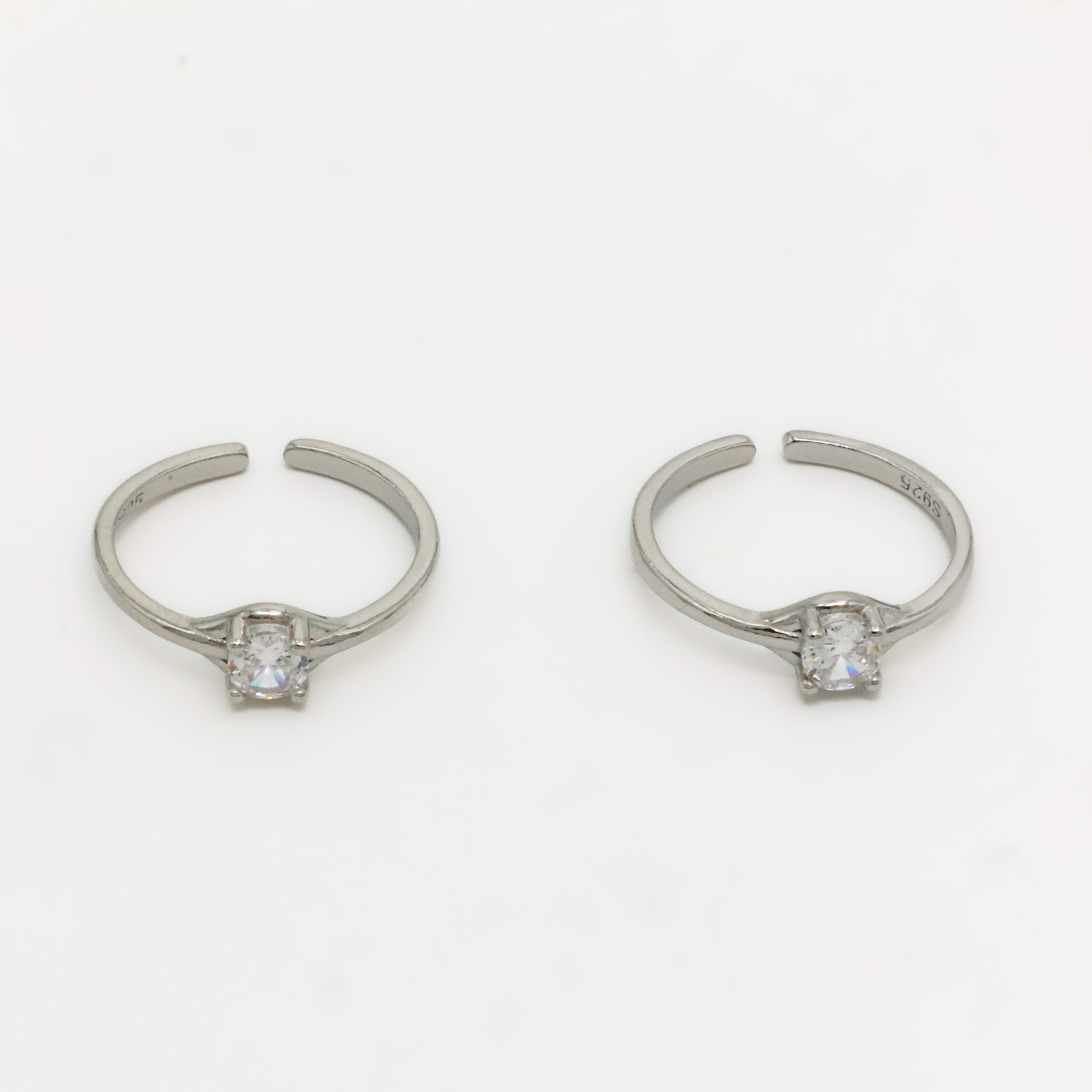 Arham Silver Palace - Silver Stone Toe Rings