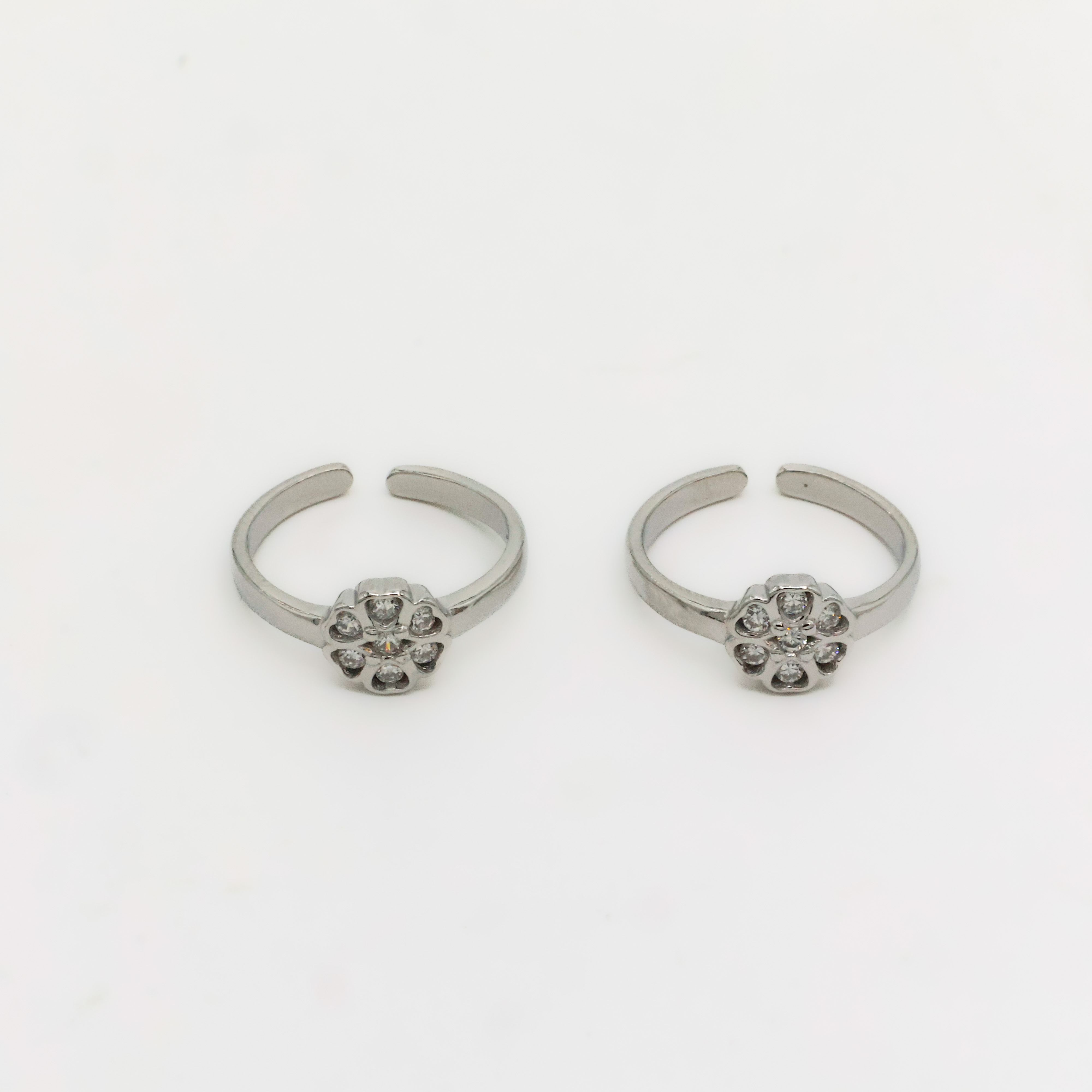 Arham Silver Palace - Silver Toe Ringss
