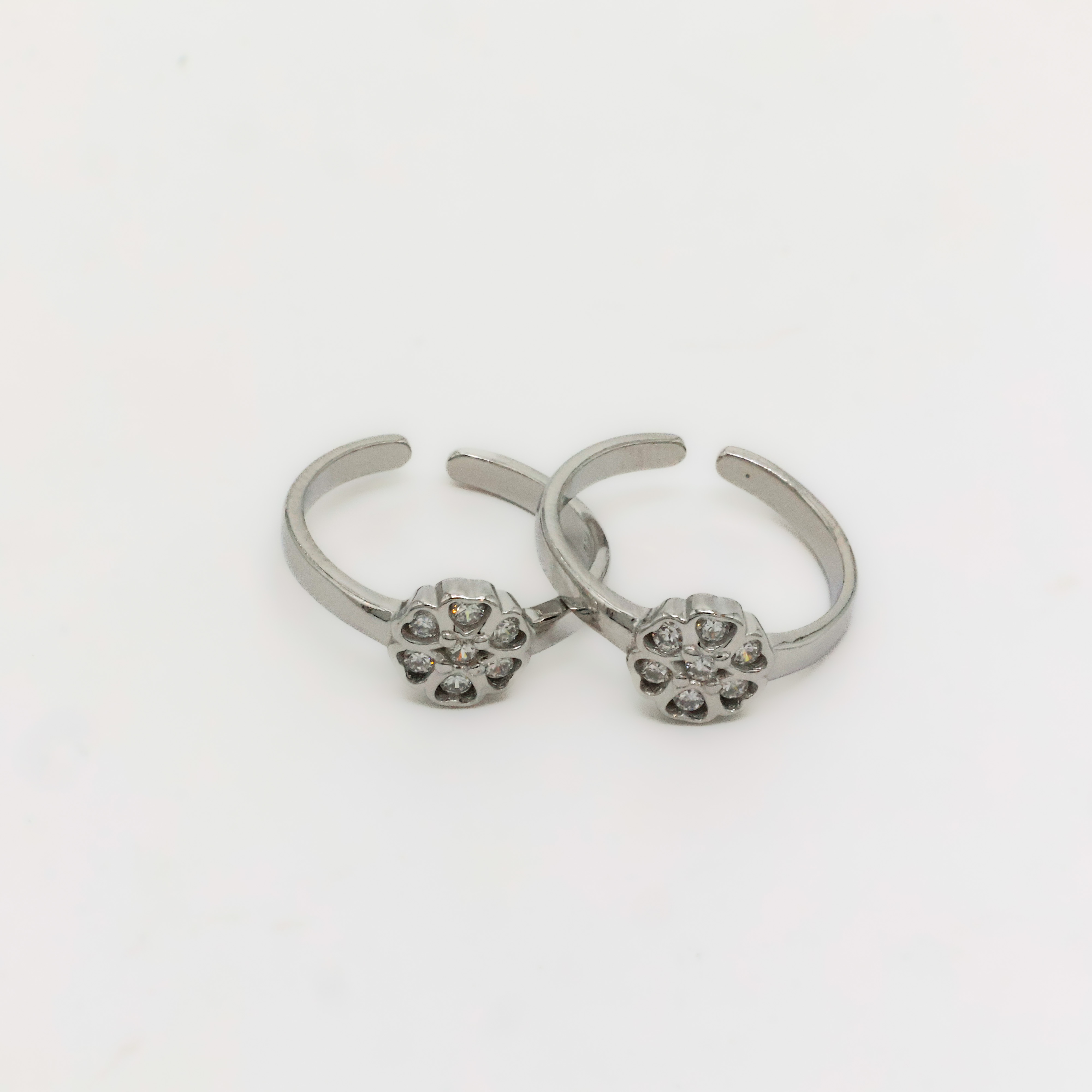 Arham Silver Palace - Silver Toe Ringss