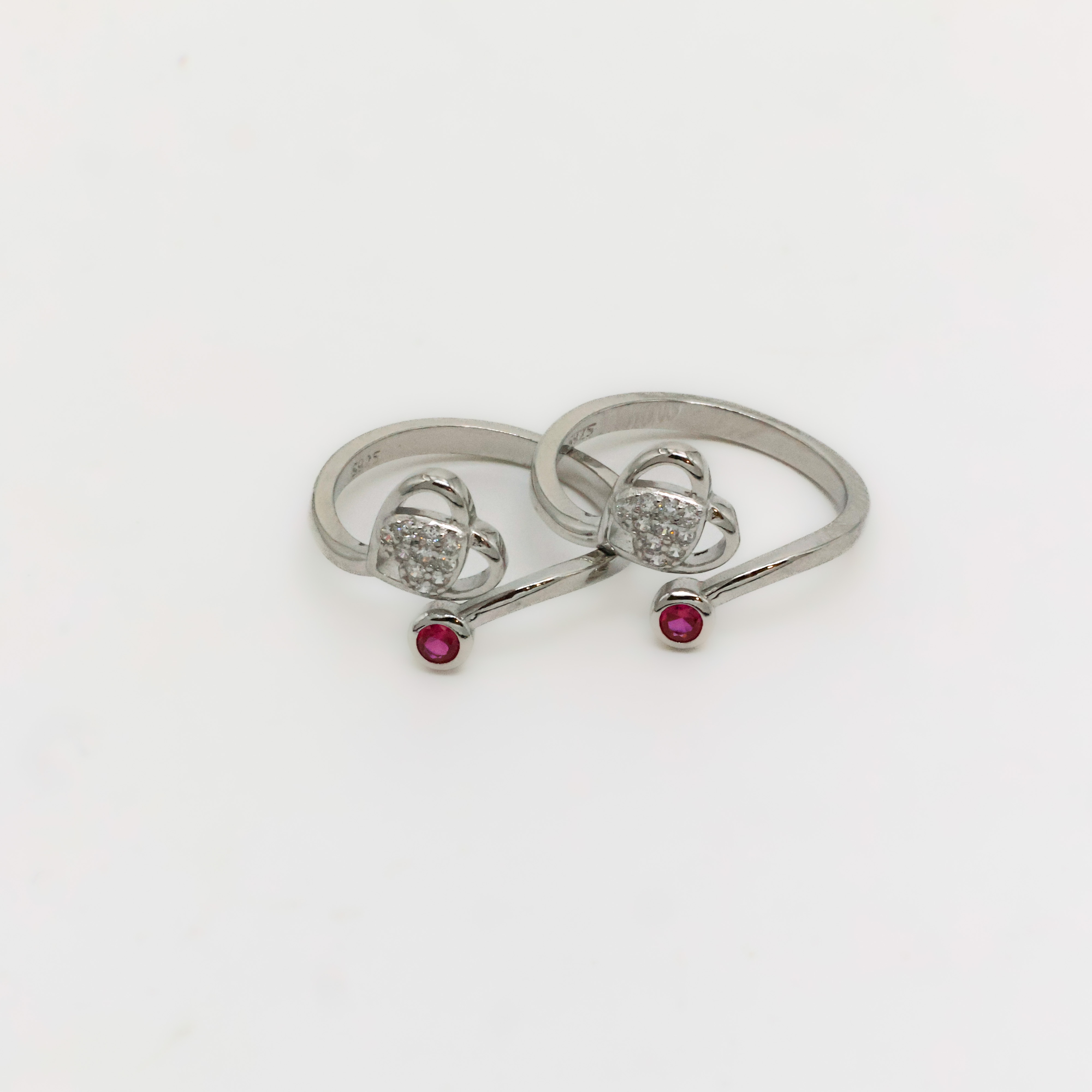Arham Silver Palace - Silver Heart Toe Rings