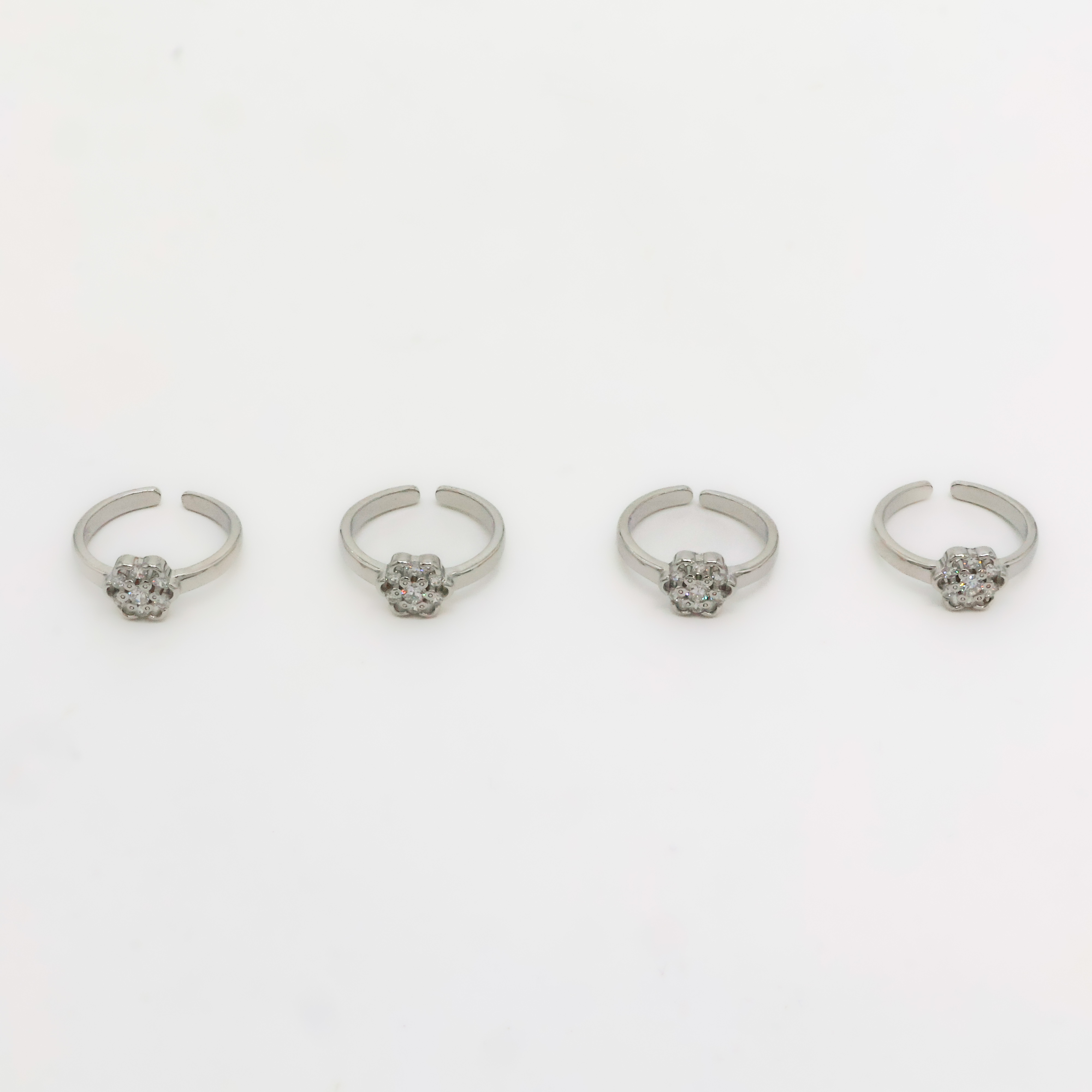 Arham Silver Palace - Silver Flower Toe Rings