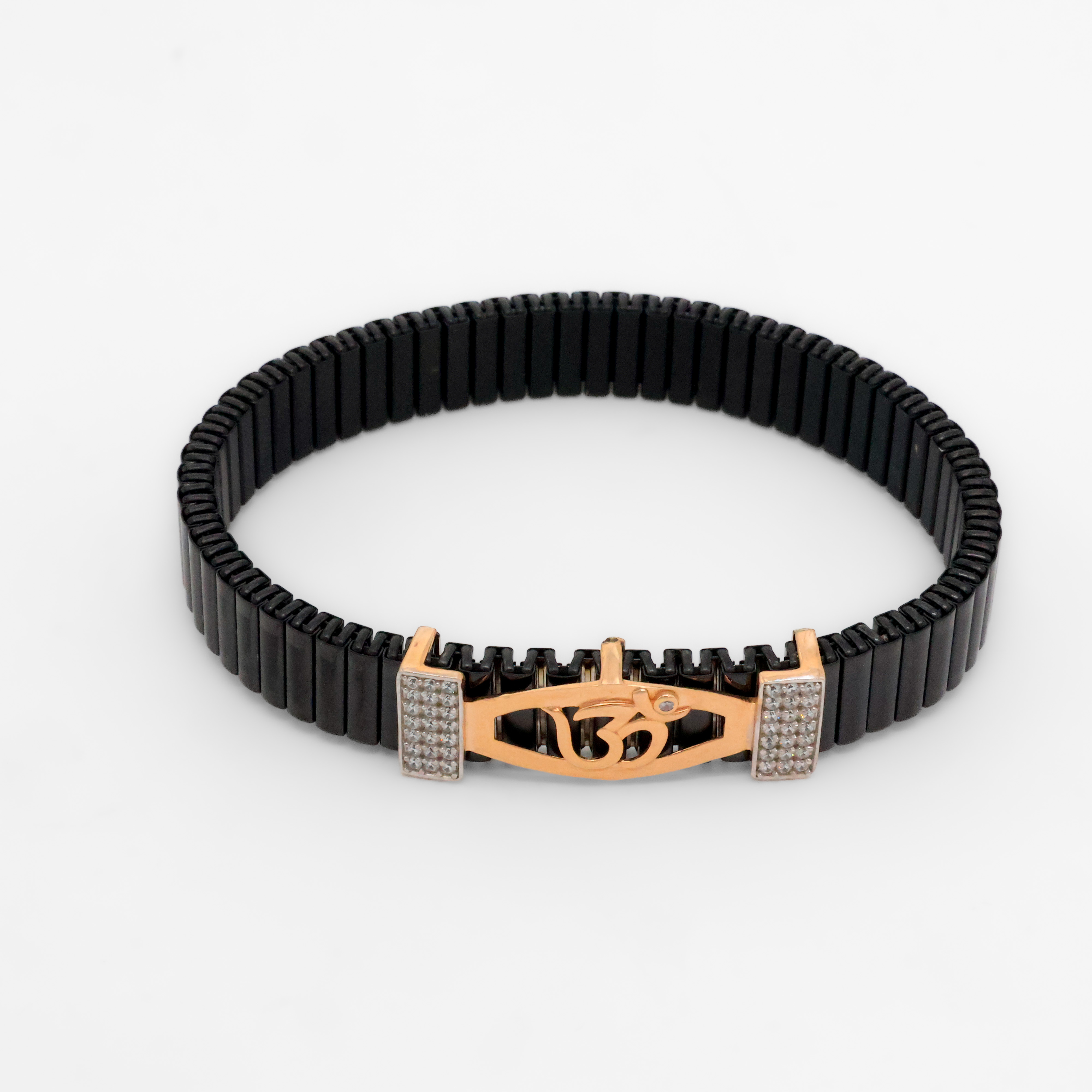 Arham Silver Palace - Silver Om Bracelet