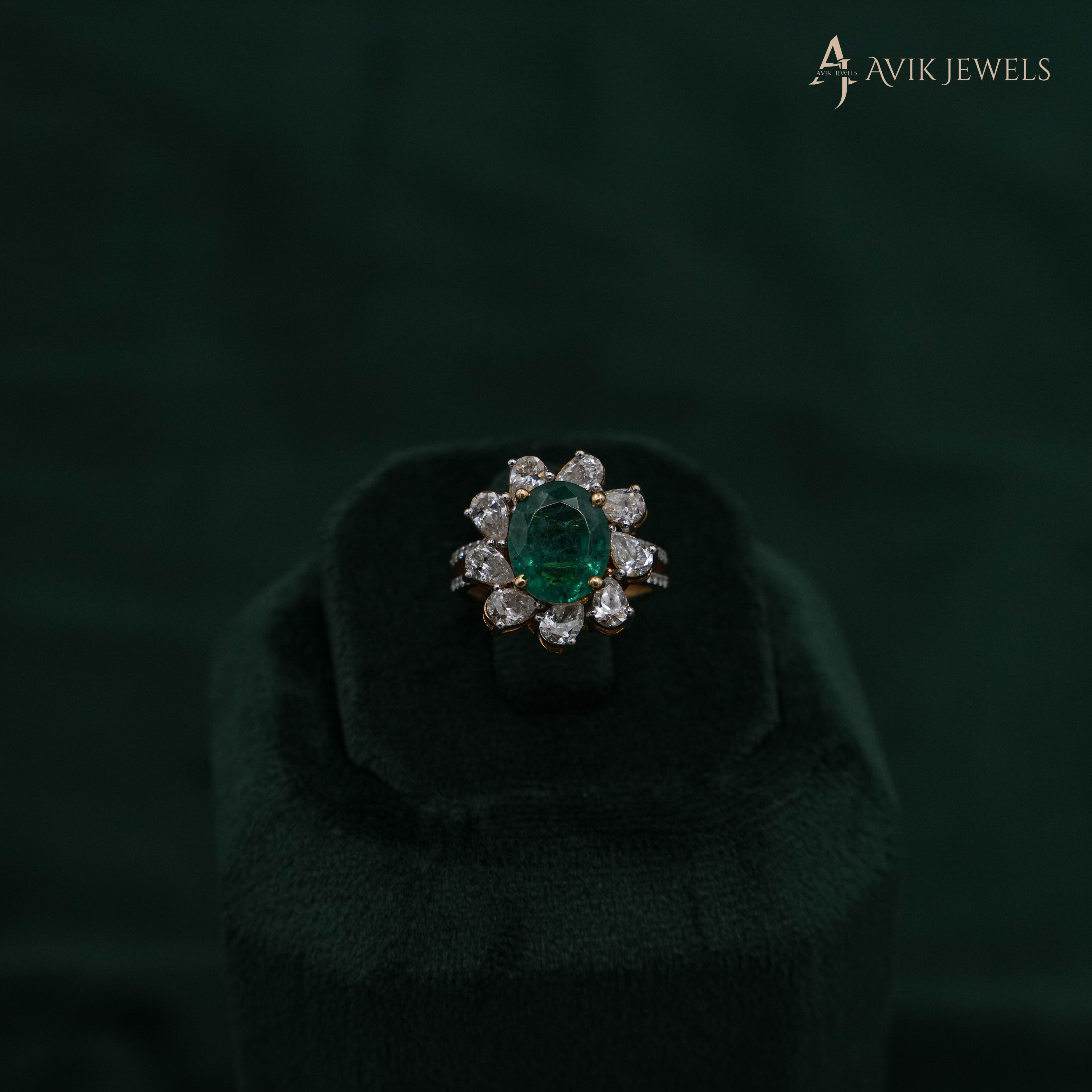 Emerald Diamond Ring