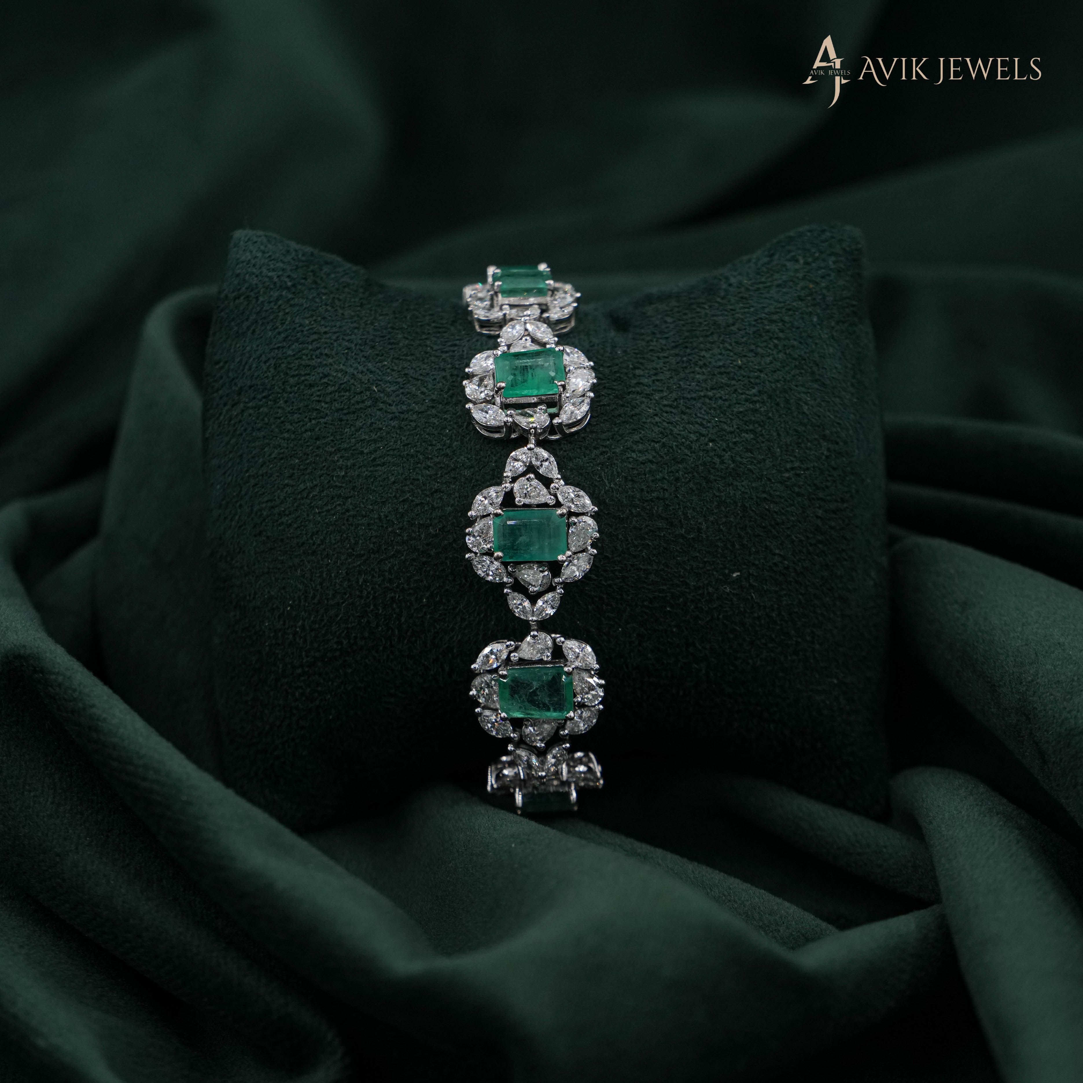 Avik Jewels - Lab Grown Diamond Gold Bracelet