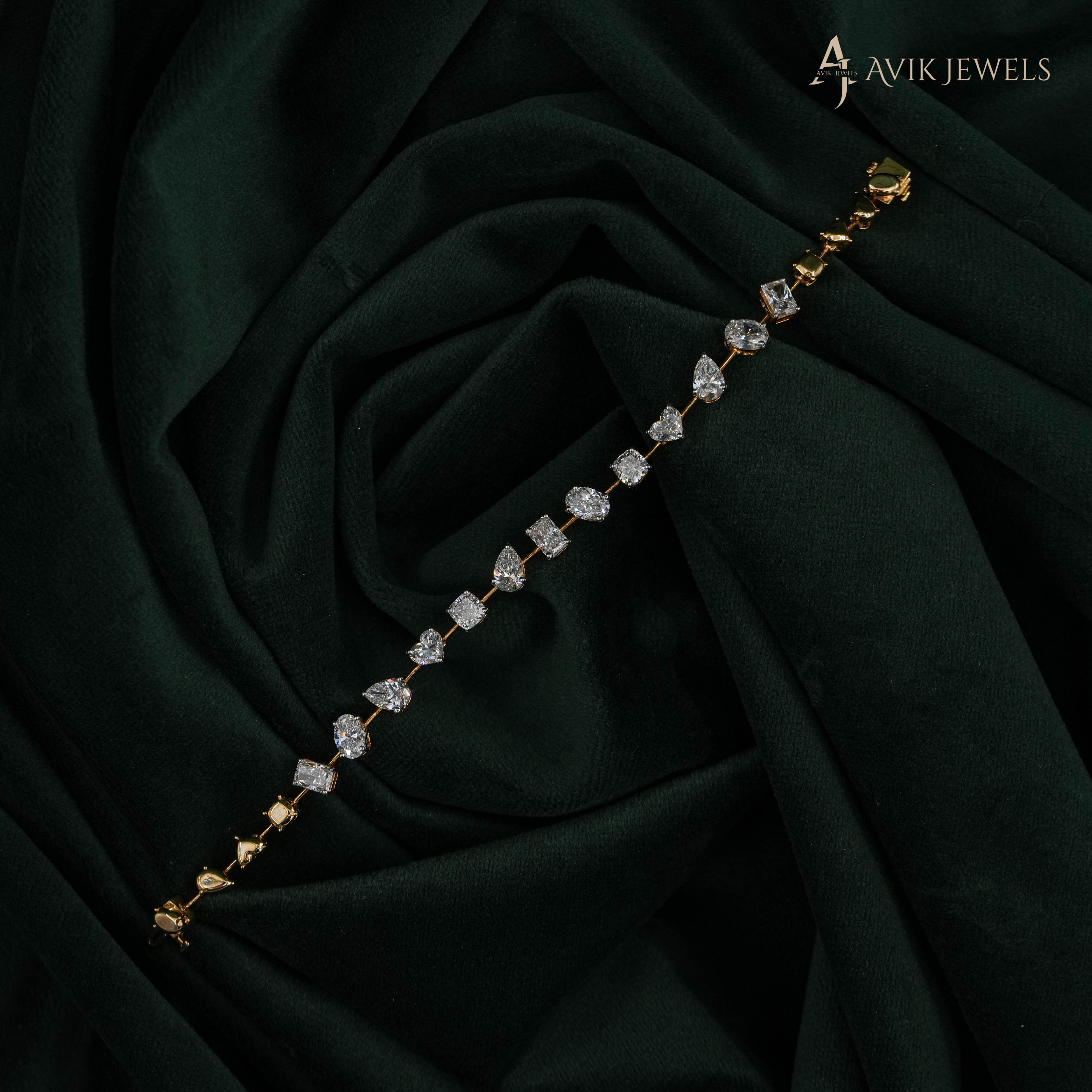 Lab Grown Diamond Emerald Bracelet