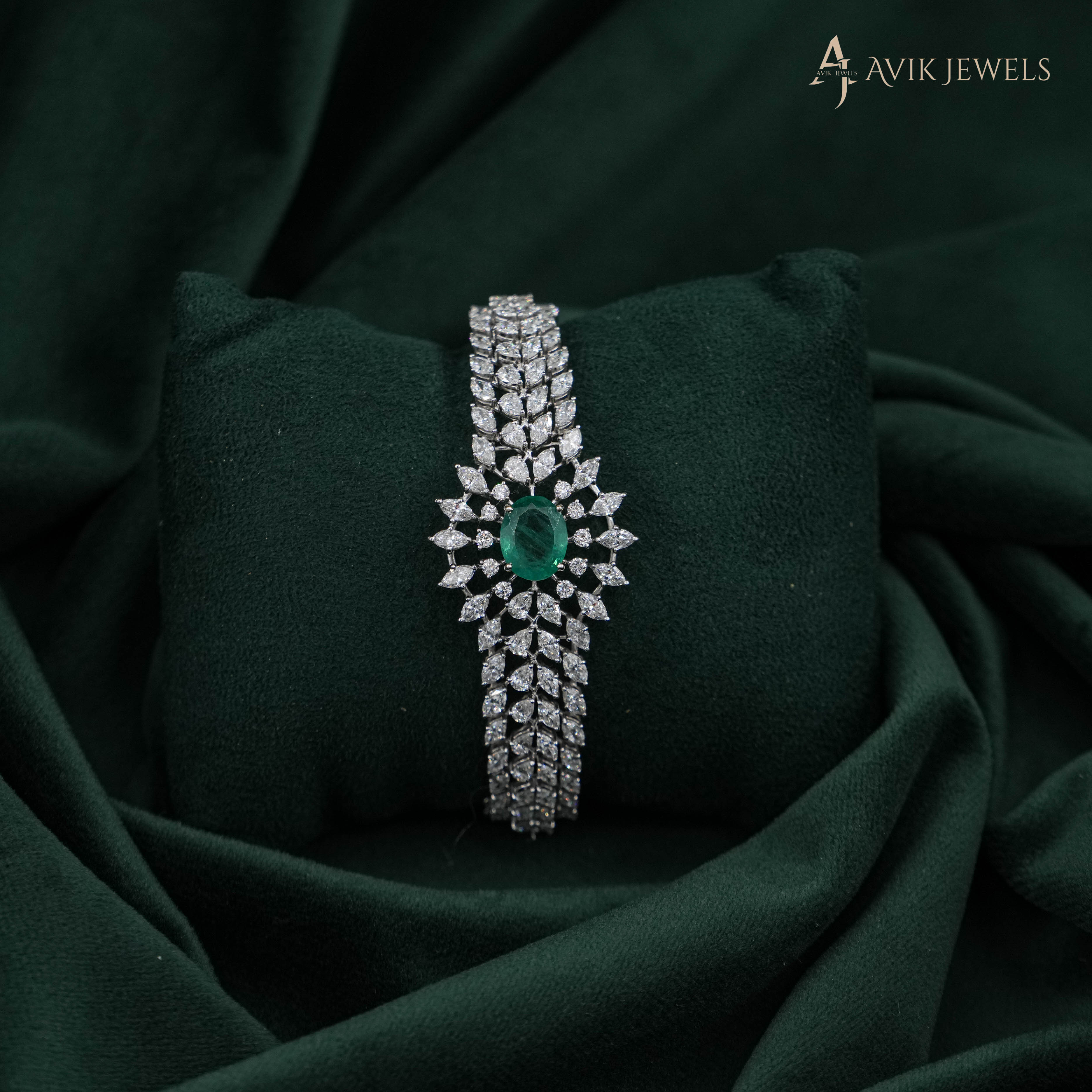 Lab Grown Diamond Leaf Bracelet