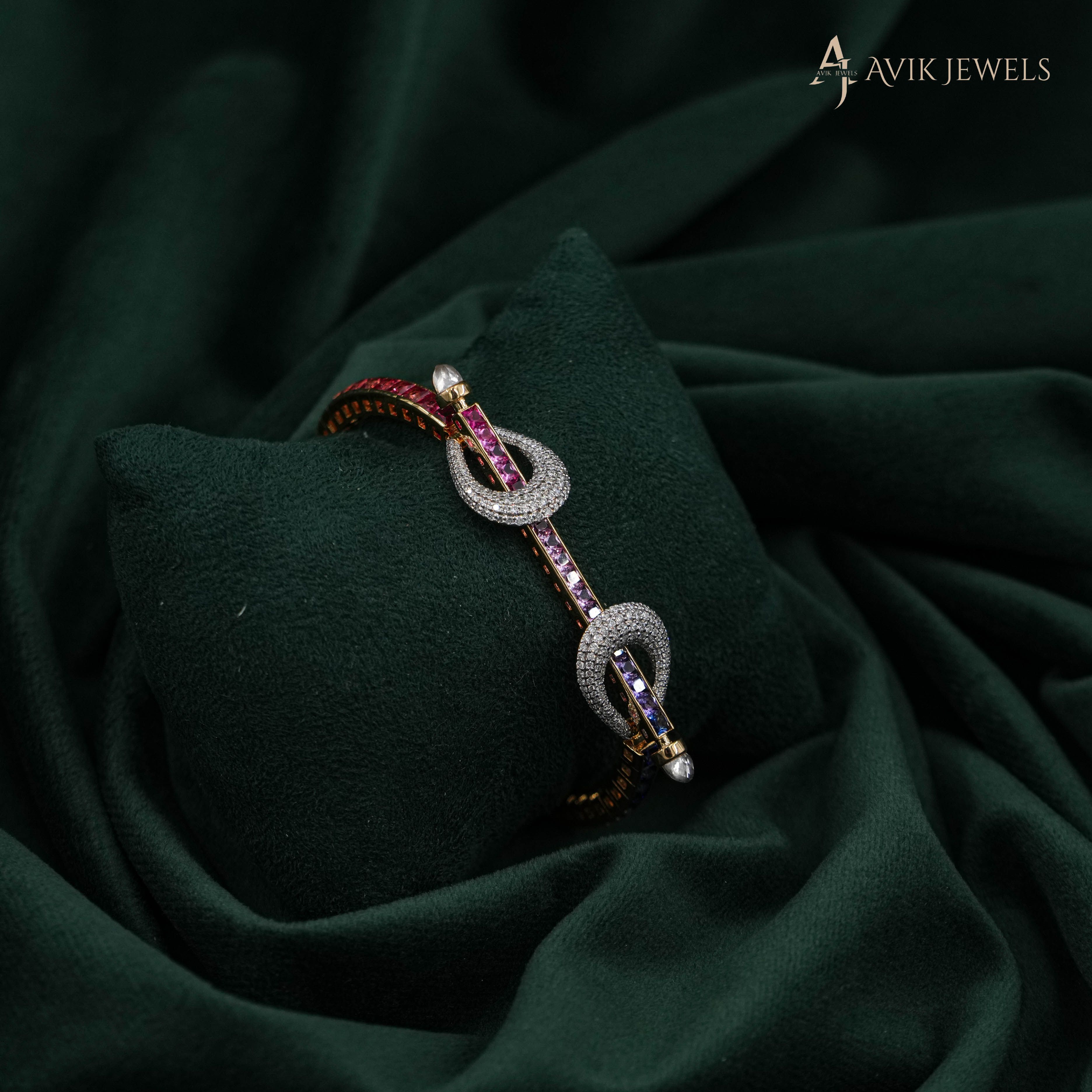 Avik Jewels - Lab Grown Diamond Emerald Bracelet