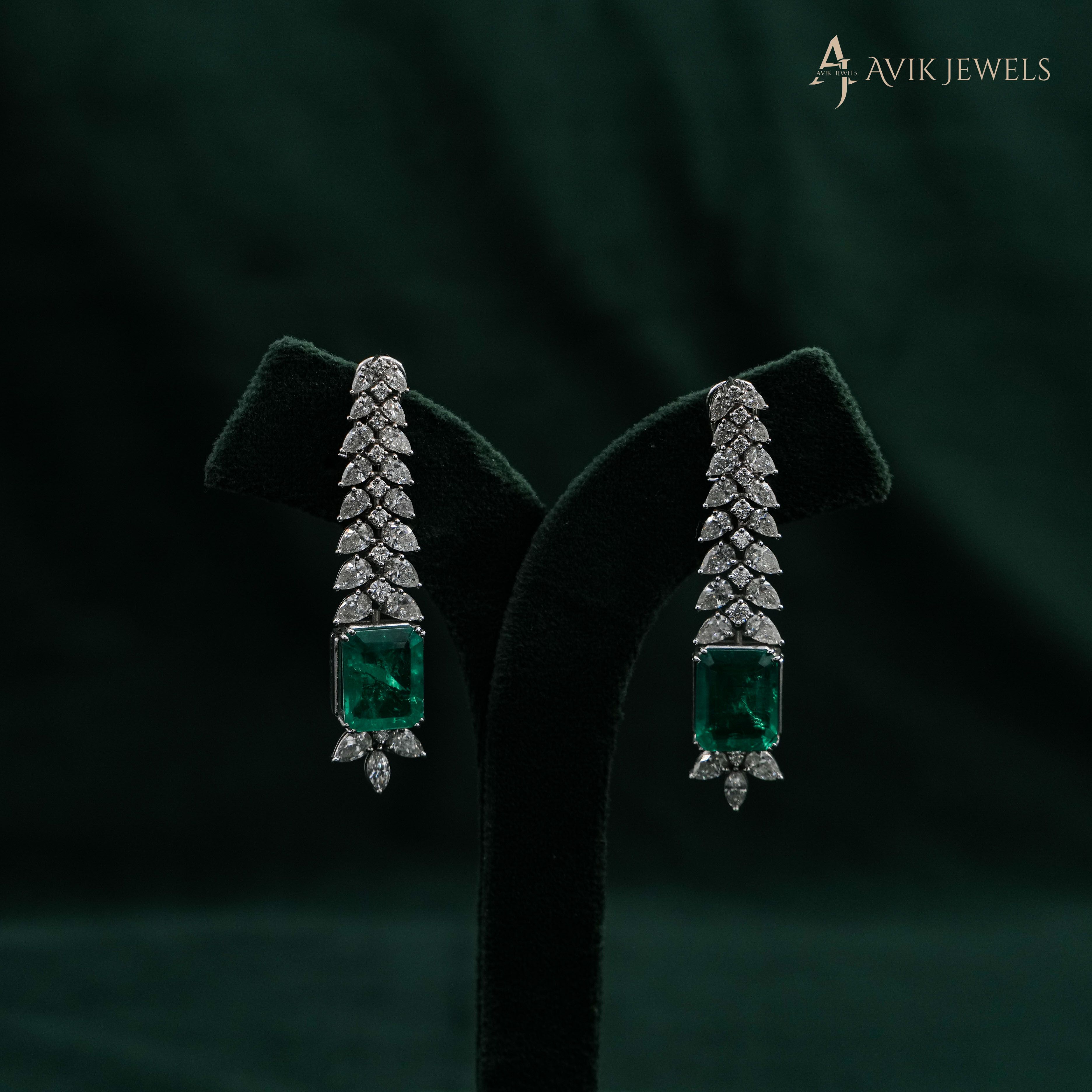 Lab Grown Diamond Drop Earrings