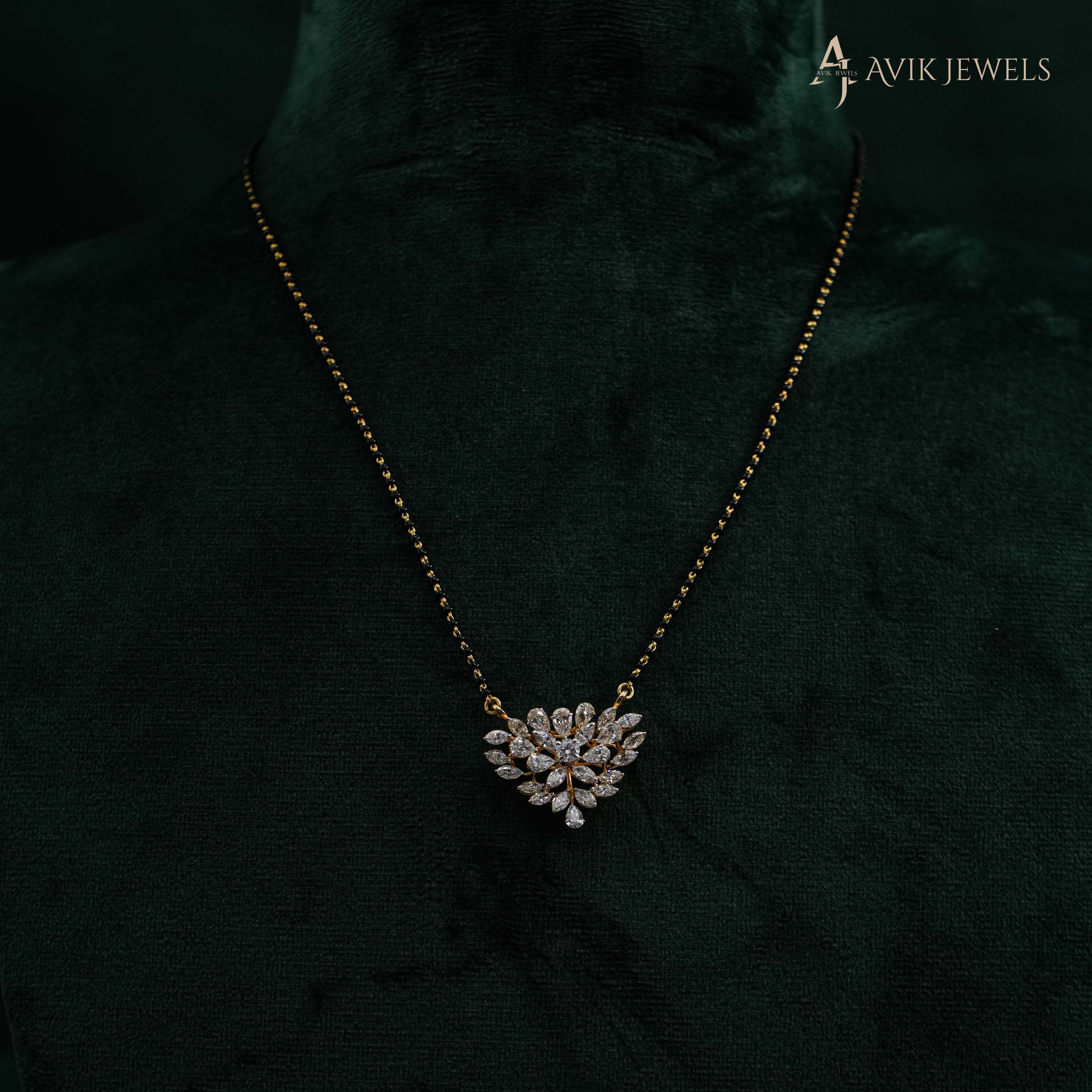 Lab Grown Diamond Flower Mangalsutra