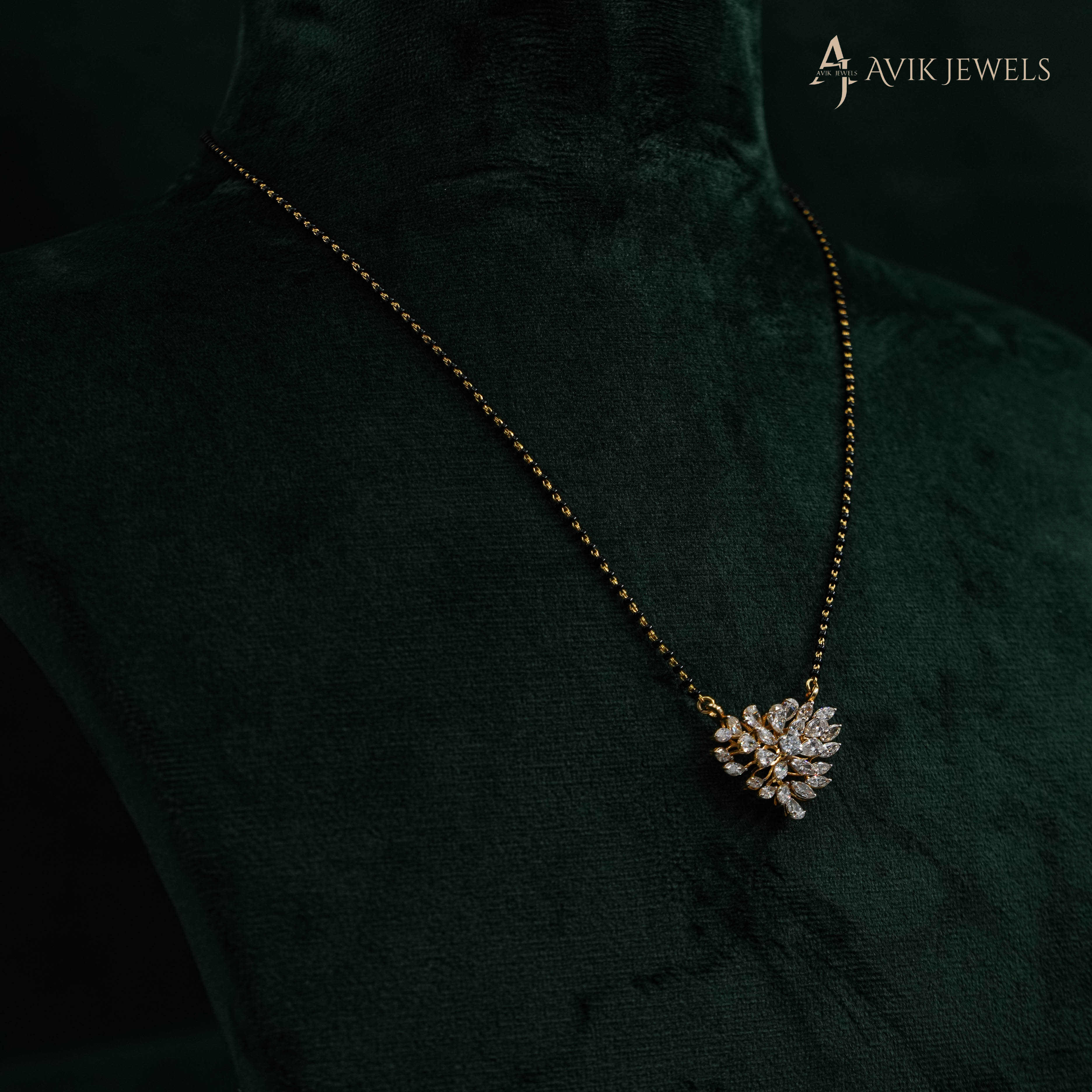 Lab Grown Diamond Flower Mangalsutra