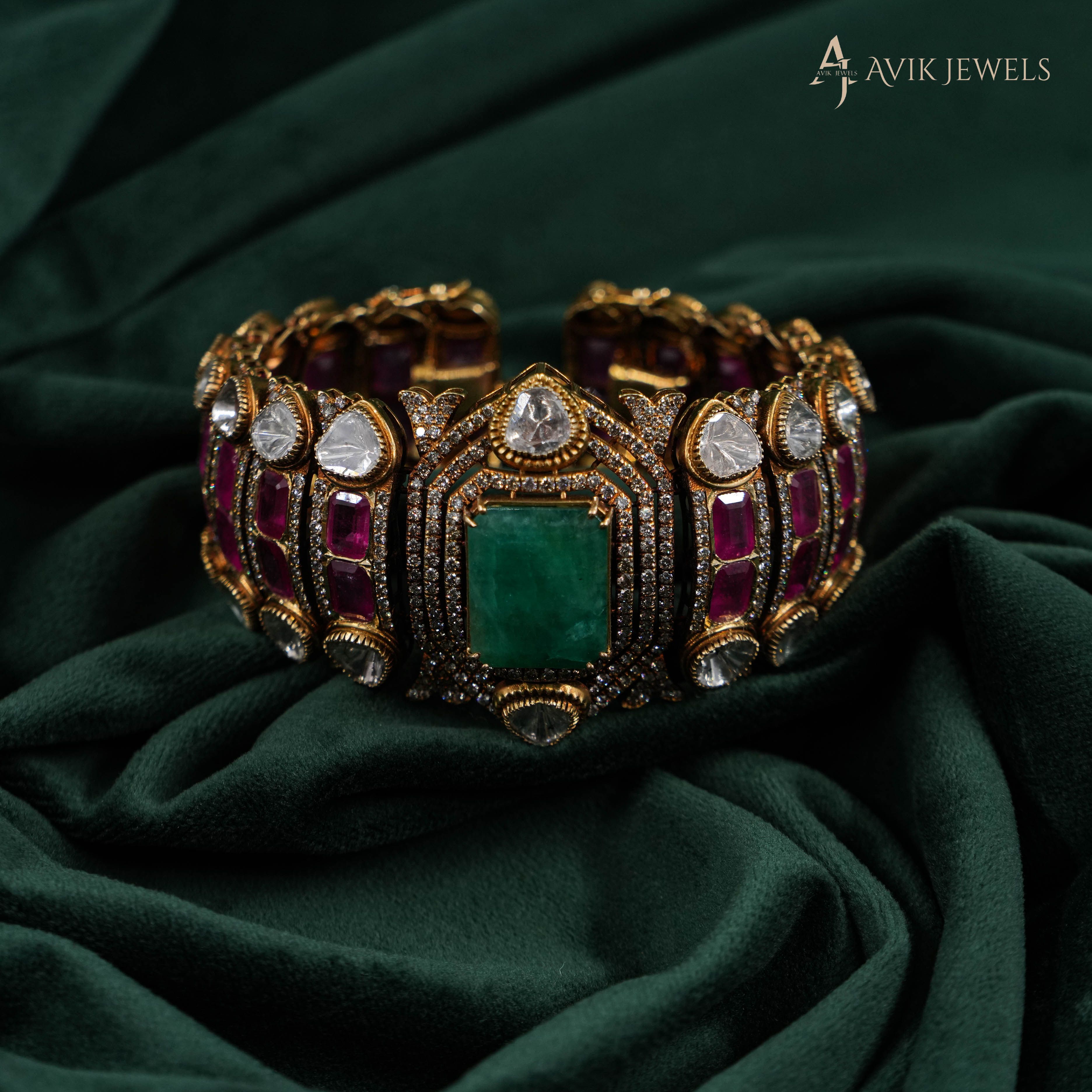 Polki Emerald Bracelet